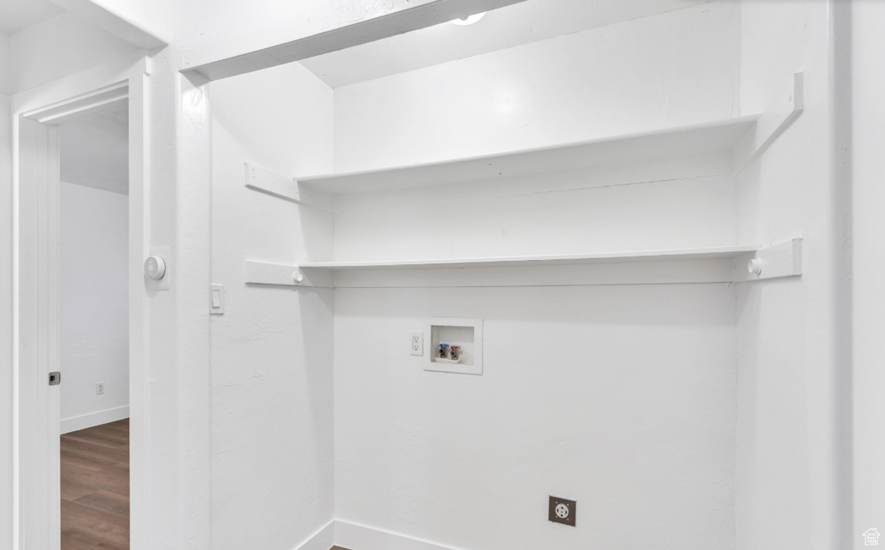MEADOWS - Residential Lease