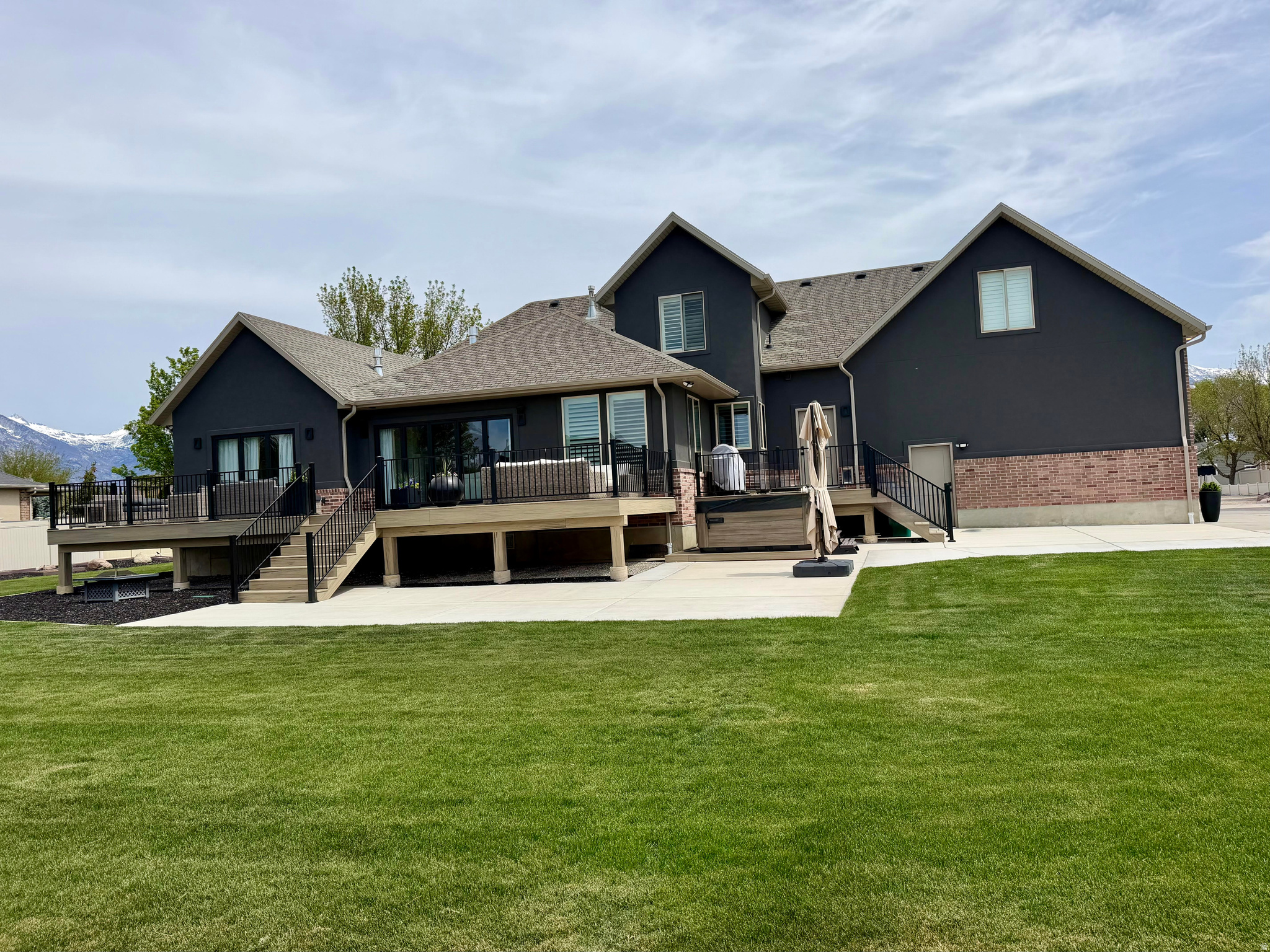 HIGHLANDS RANCH - Residential