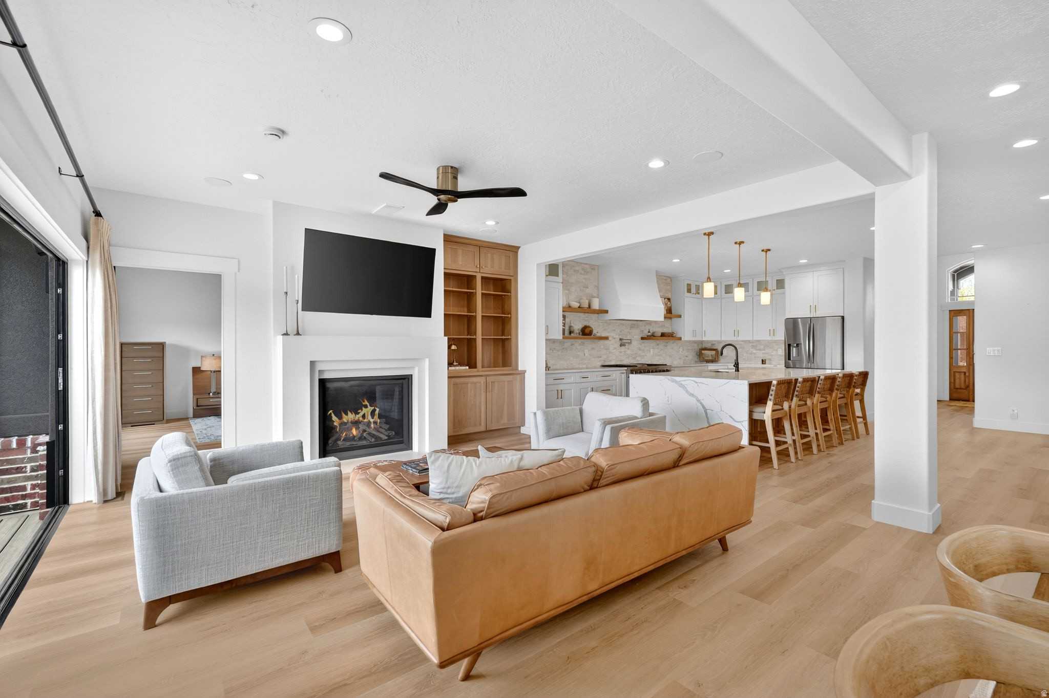 HIGHLANDS RANCH - Residential