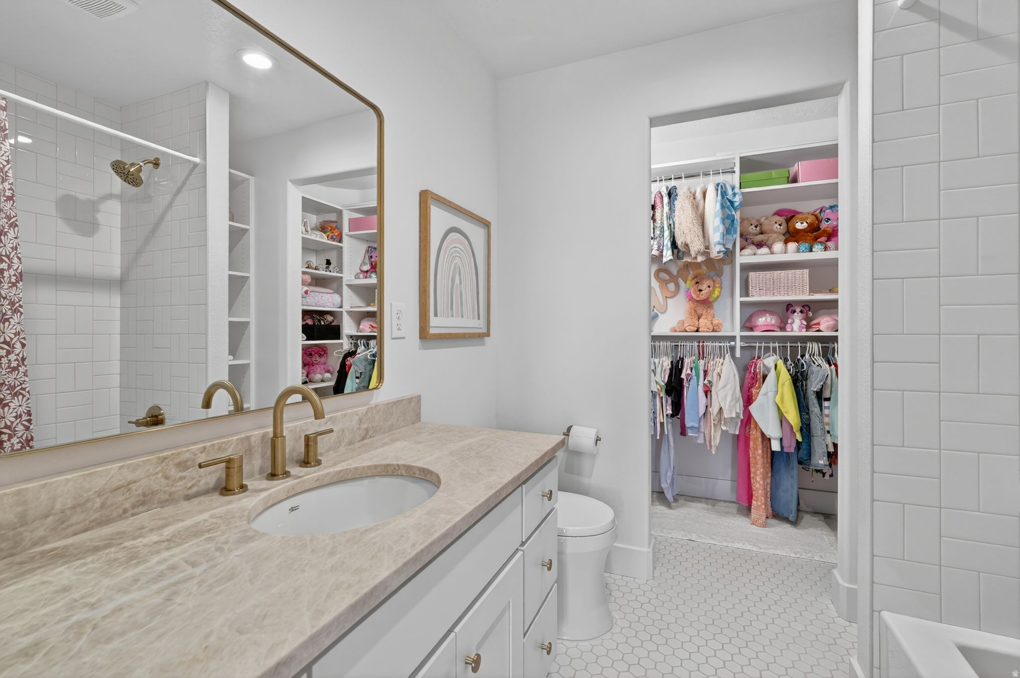 HIGHLANDS RANCH - Residential