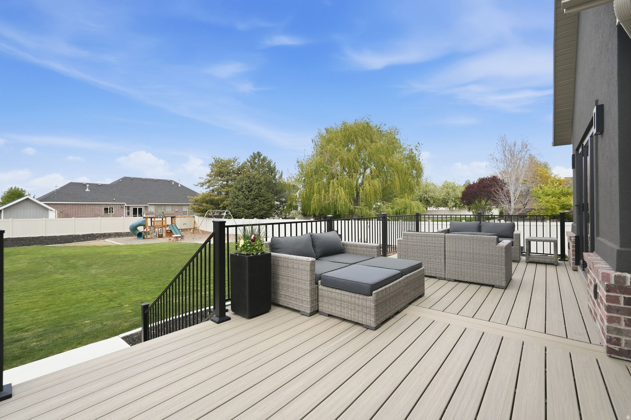 HIGHLANDS RANCH - Residential