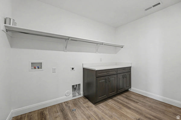 COUNTRY VIEW VILLAS - Residential