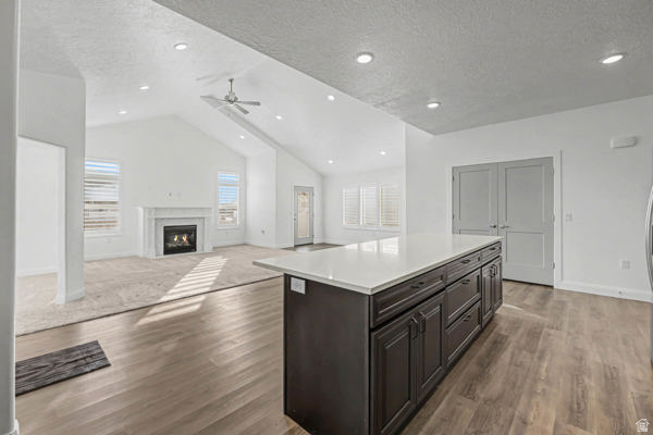 COUNTRY VIEW VILLAS - Residential