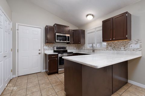 Tiny photo for 643 N 880 W, Pleasant Grove, UT 84062 (MLS # 2137164)