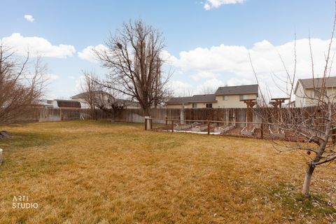 Tiny photo for 643 N 880 W, Pleasant Grove, UT 84062 (MLS # 2137164)