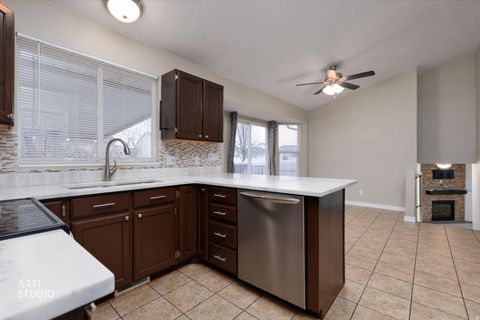 Tiny photo for 643 N 880 W, Pleasant Grove, UT 84062 (MLS # 2137164)