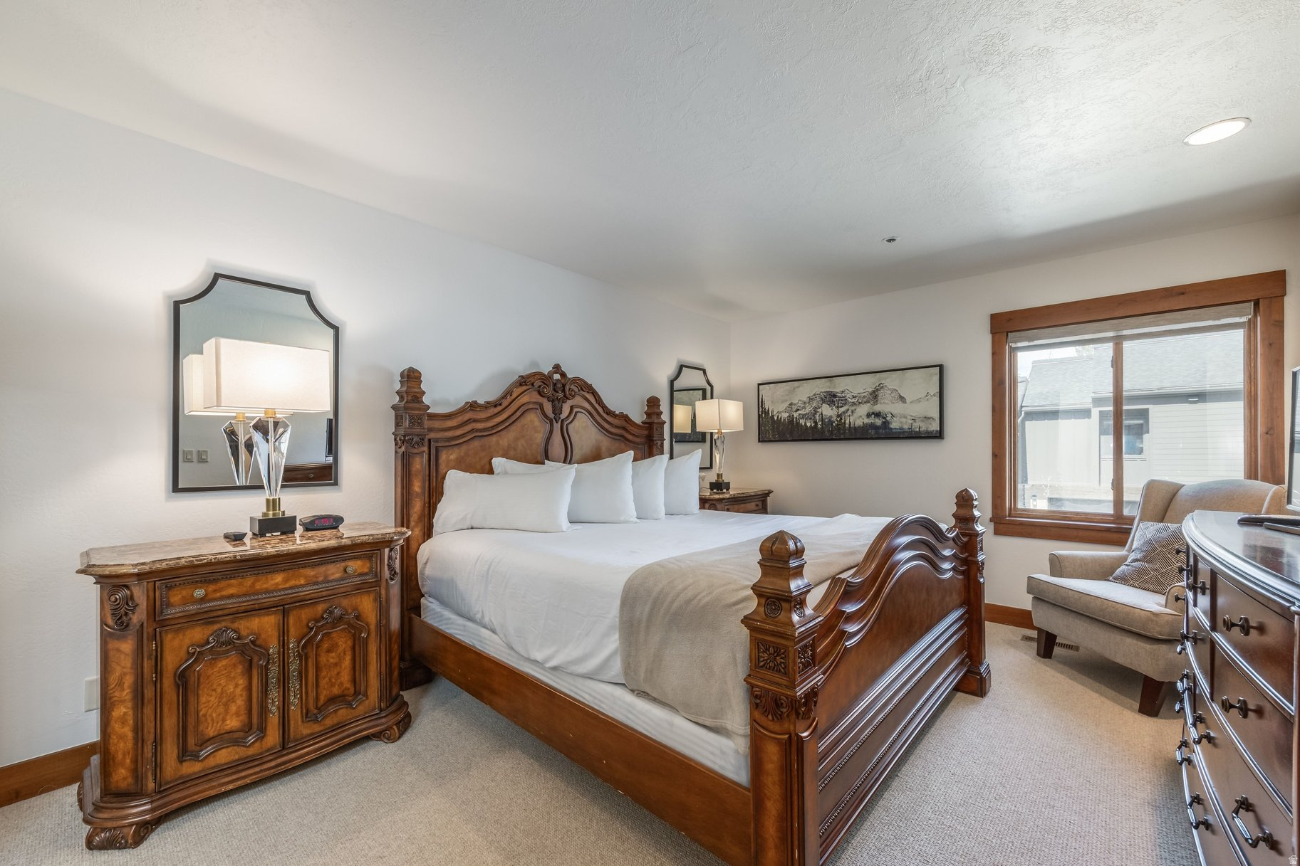 QUEEN ESTHER VILLAGE - Residential