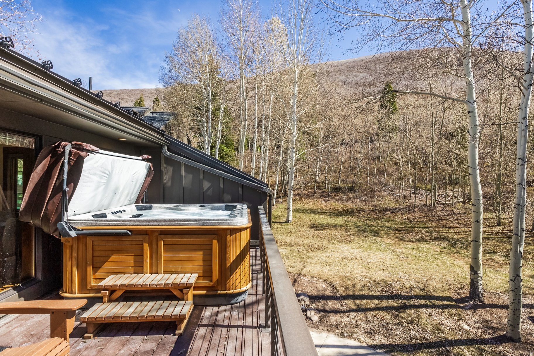 QUEEN ESTHER VILLAGE - Residential