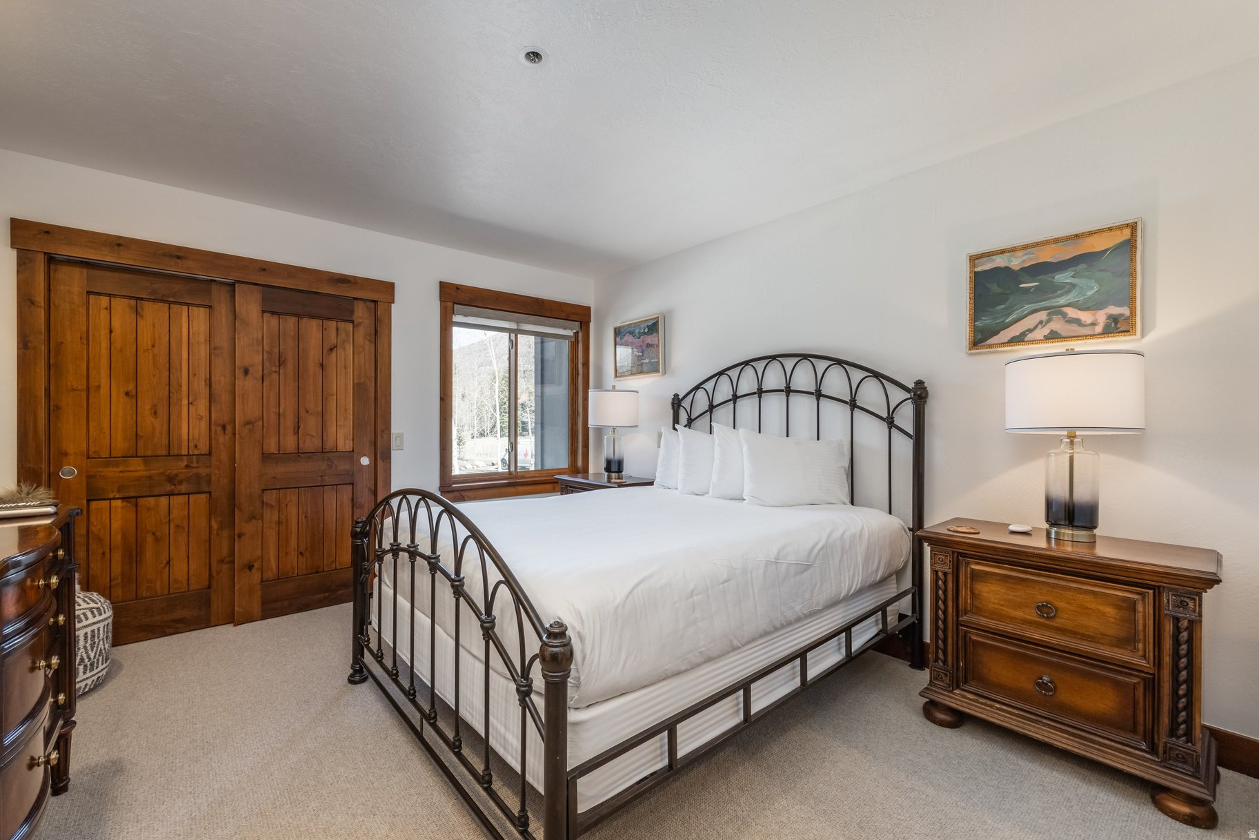 QUEEN ESTHER VILLAGE - Residential