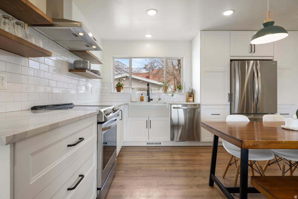 UPLAND TERRACE PLAT - Residential