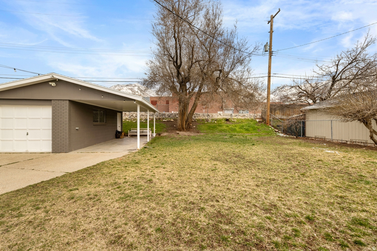 UPLAND TERRACE PLAT - Residential