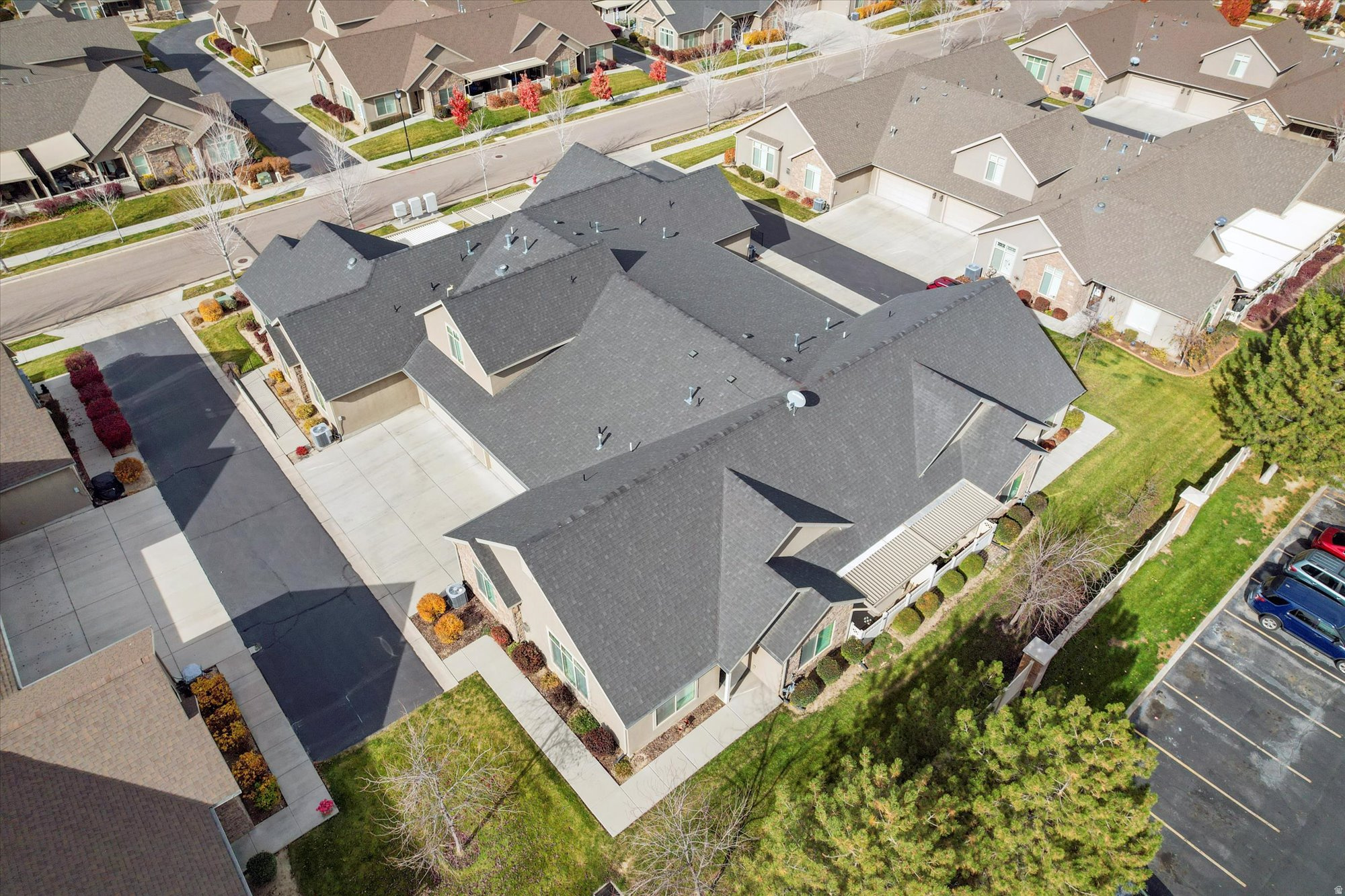 BRIDLEWOOD VILLAS - Residential