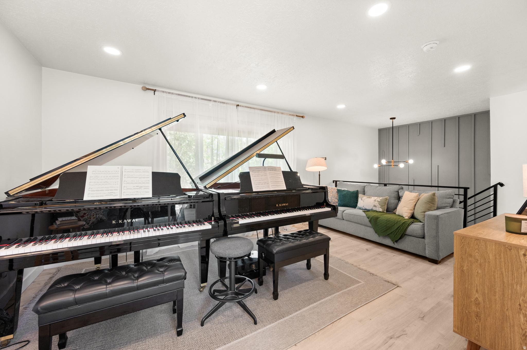 CANYON WEST - Residential