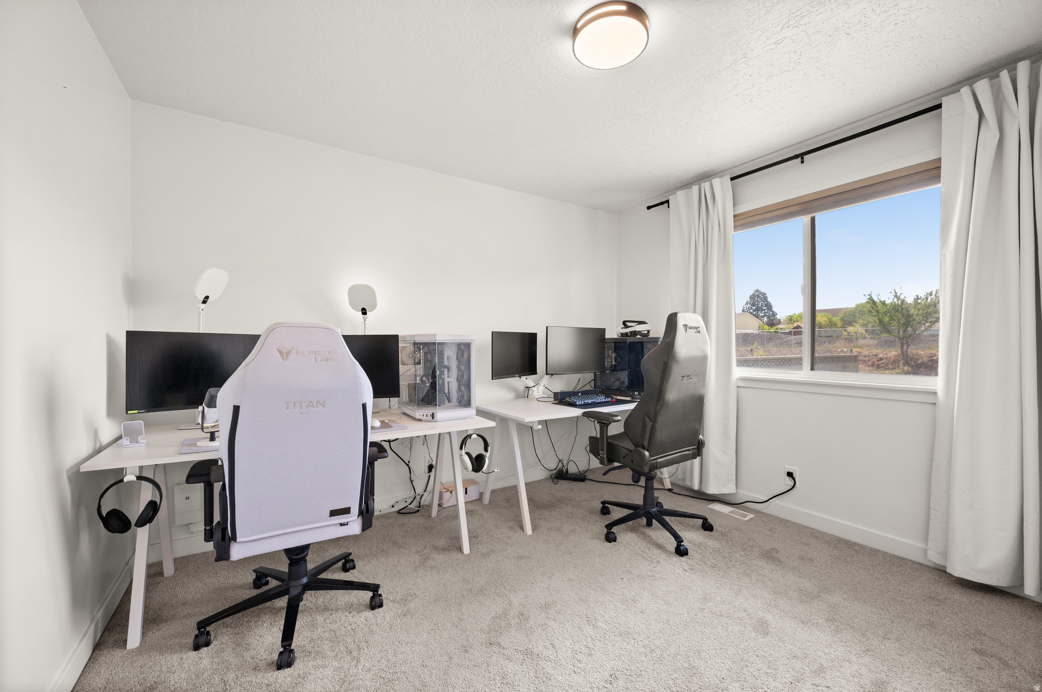 CANYON WEST - Residential