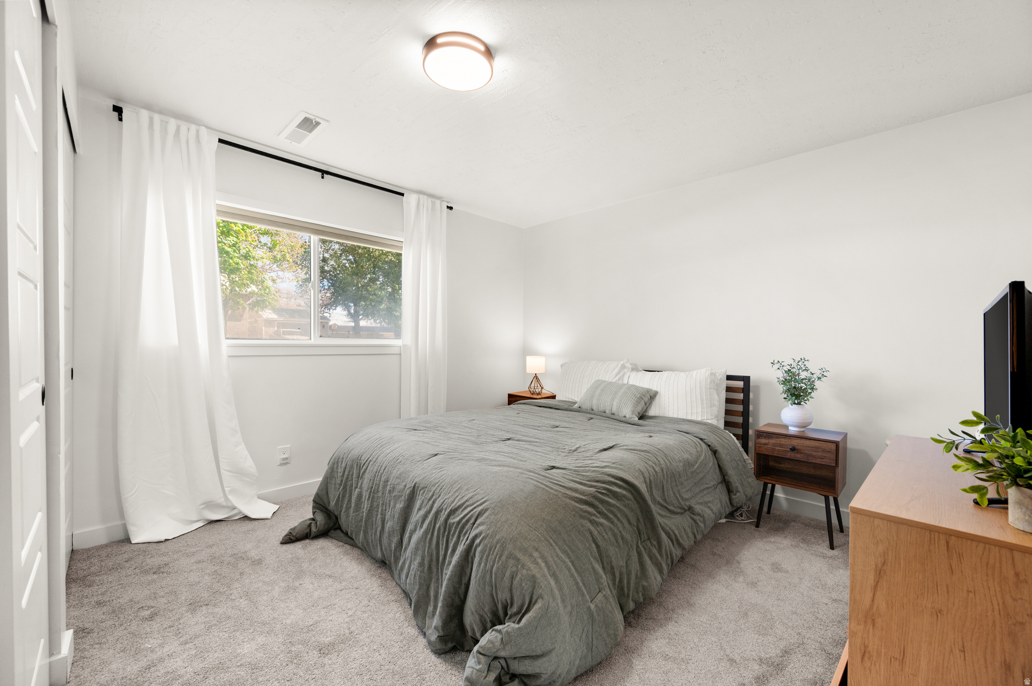 CANYON WEST - Residential