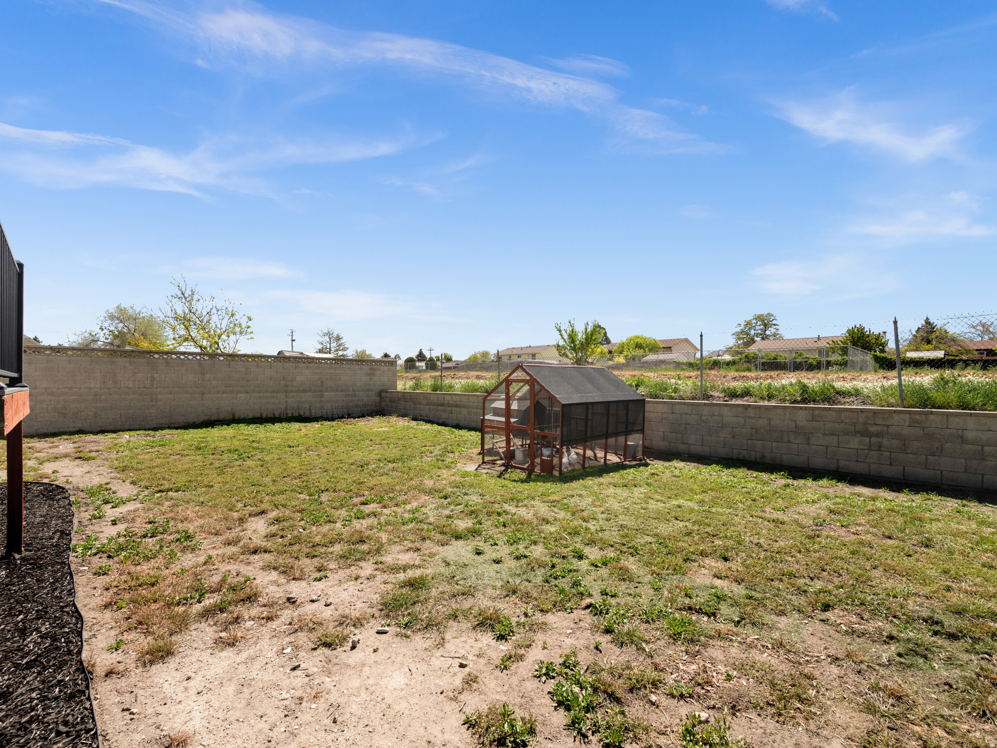 CANYON WEST - Residential