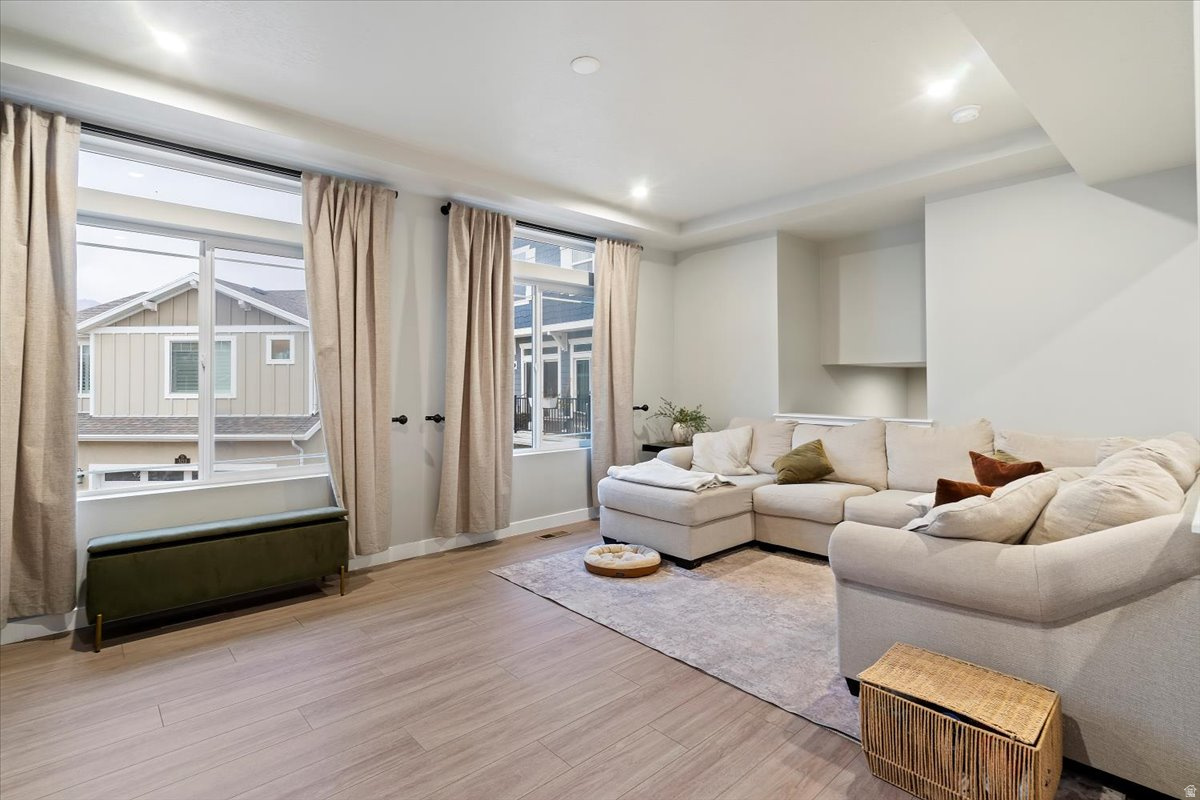 HOLBROOK FARMS - Residential