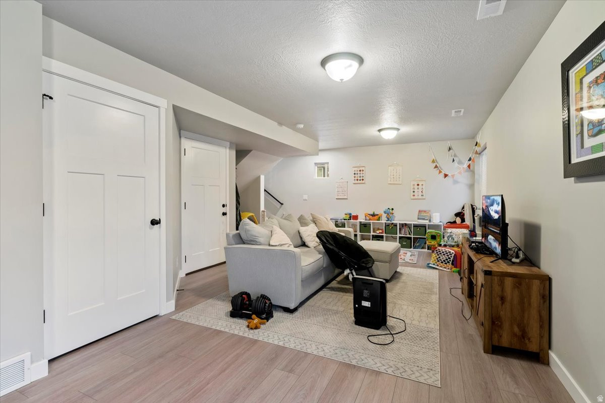 HOLBROOK FARMS - Residential