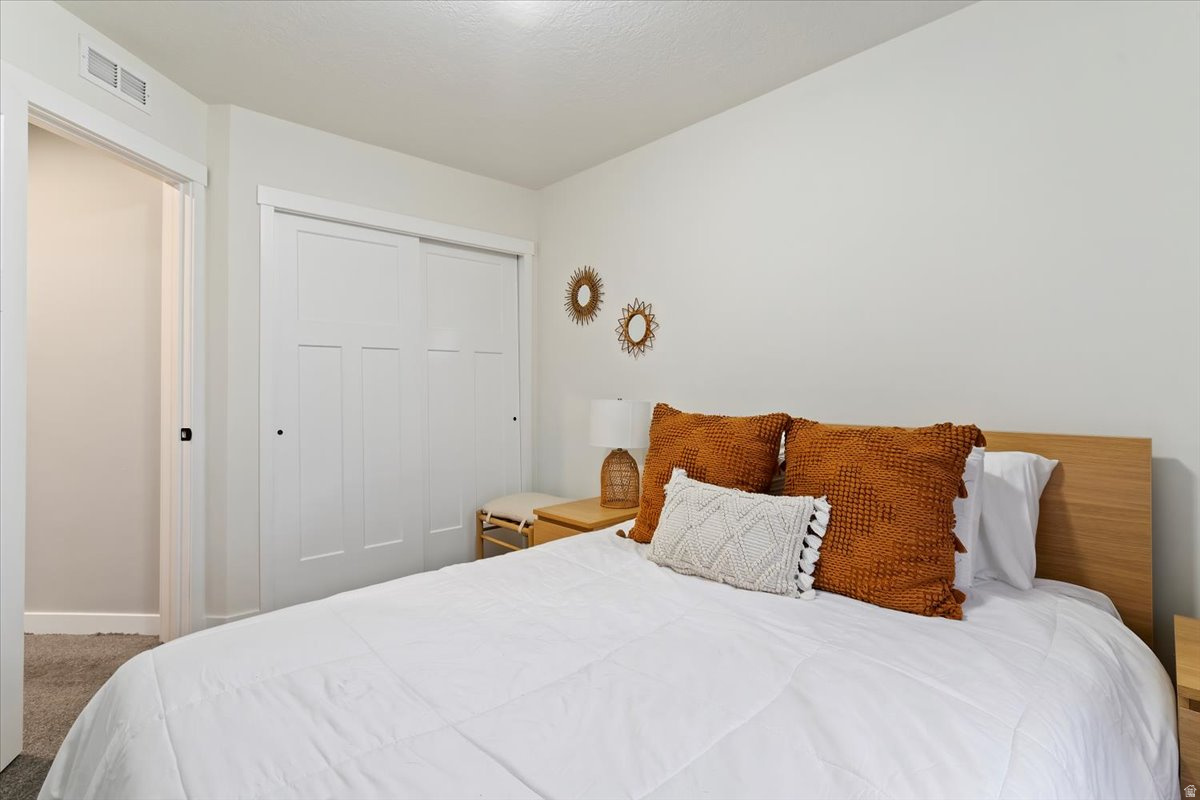 HOLBROOK FARMS - Residential