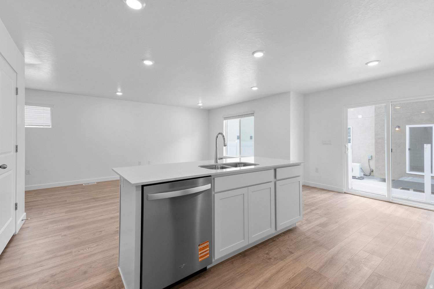 VIRIDIAN - Residential