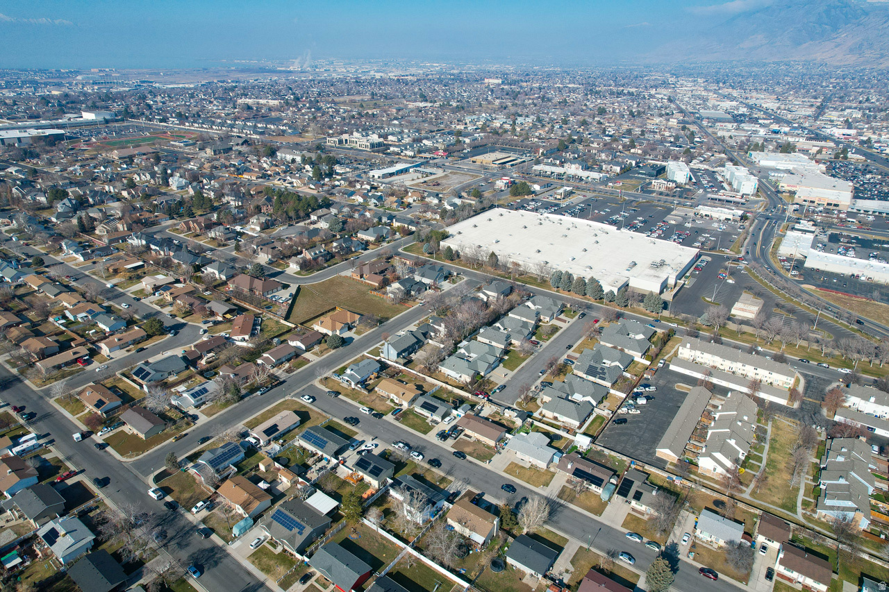 CHAMPION EST SUB - Residential