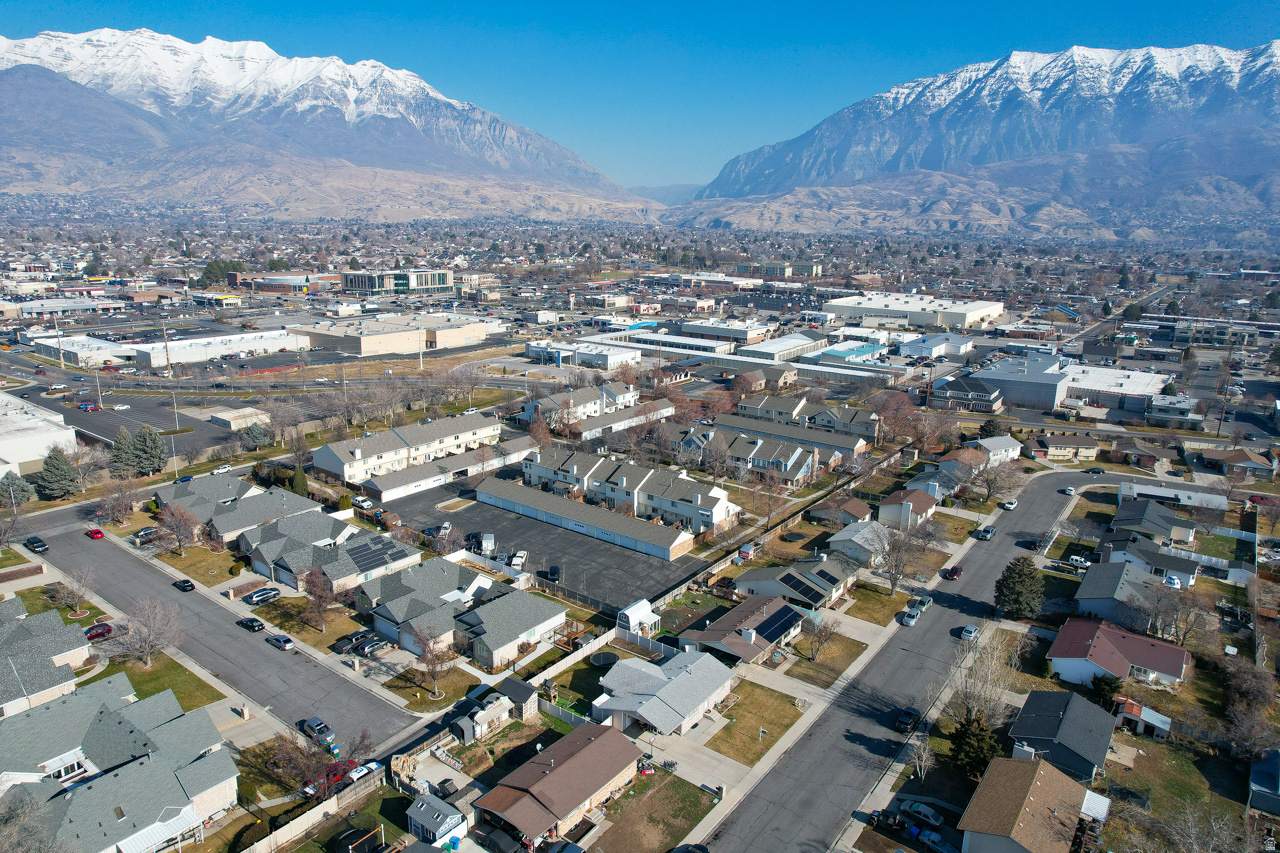 CHAMPION EST SUB - Residential