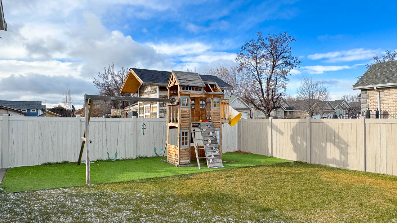 CHAMPION EST SUB - Residential