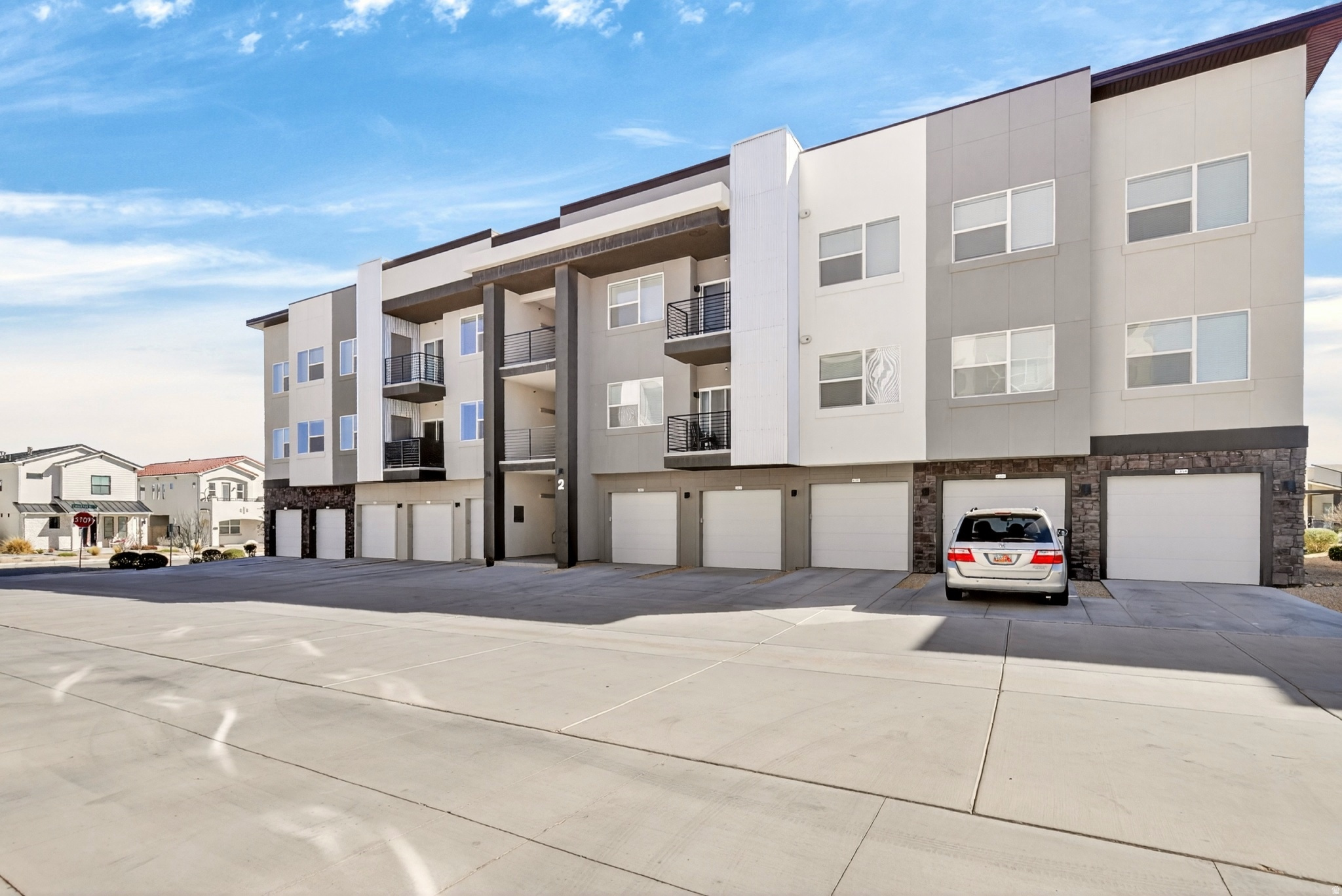 AUBURN HILLS 18C CONDOMINIUMS - Residential