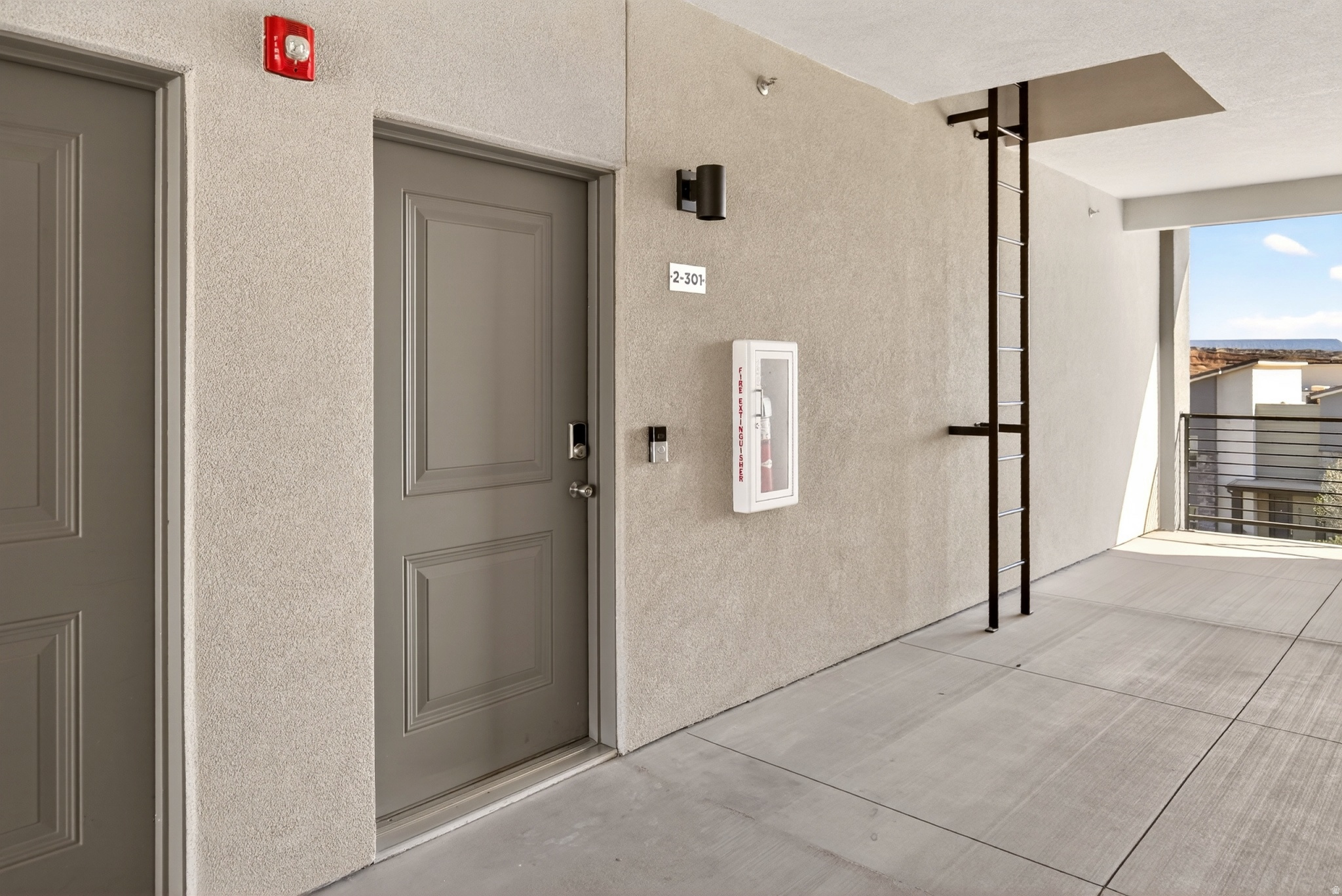 AUBURN HILLS 18C CONDOMINIUMS - Residential