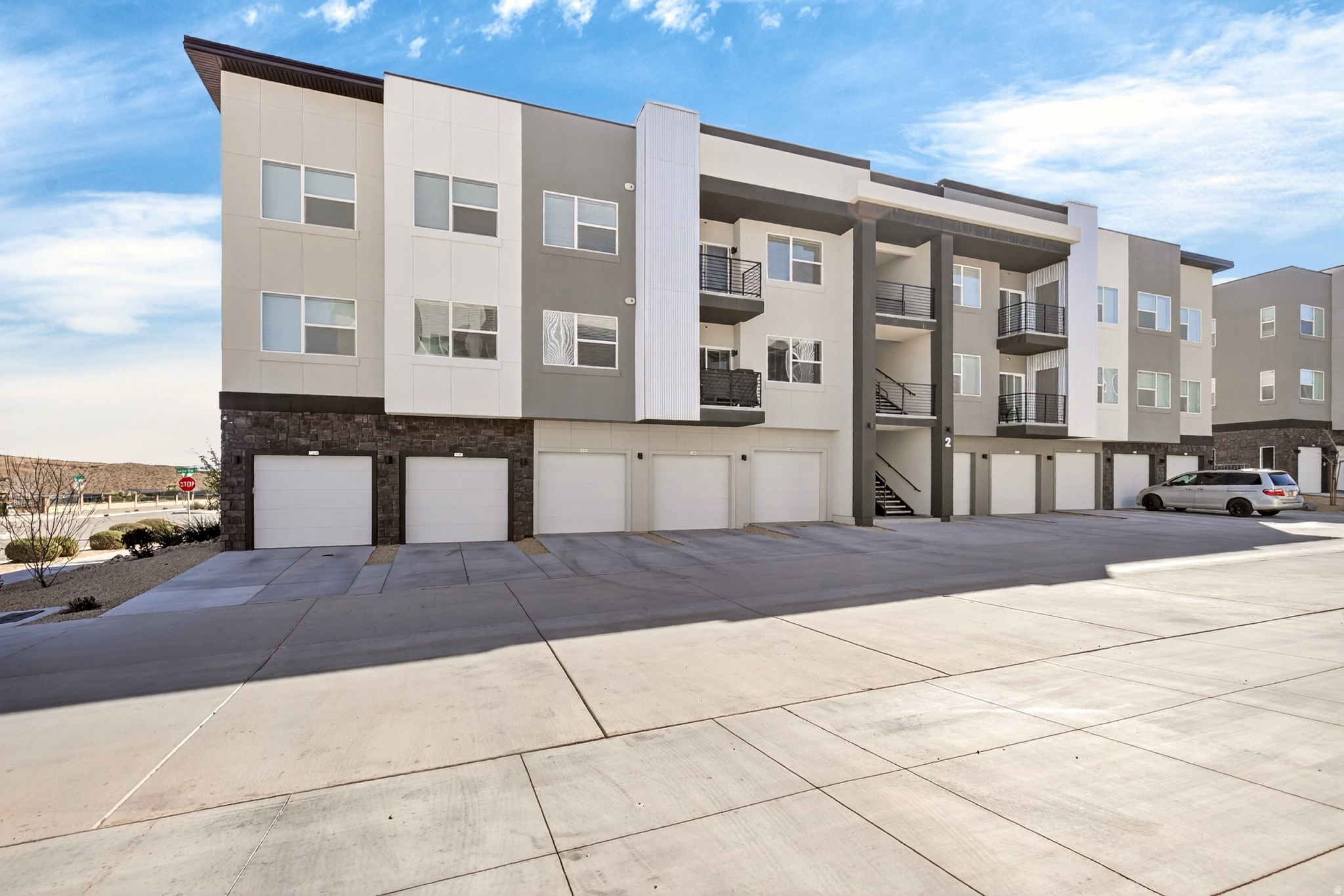 AUBURN HILLS 18C CONDOMINIUMS - Residential