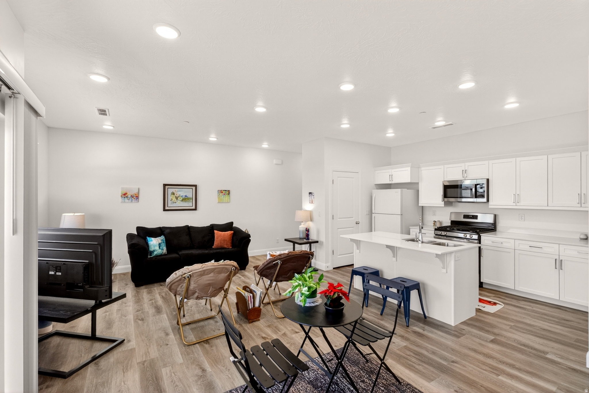 AUBURN HILLS 18C CONDOMINIUMS - Residential