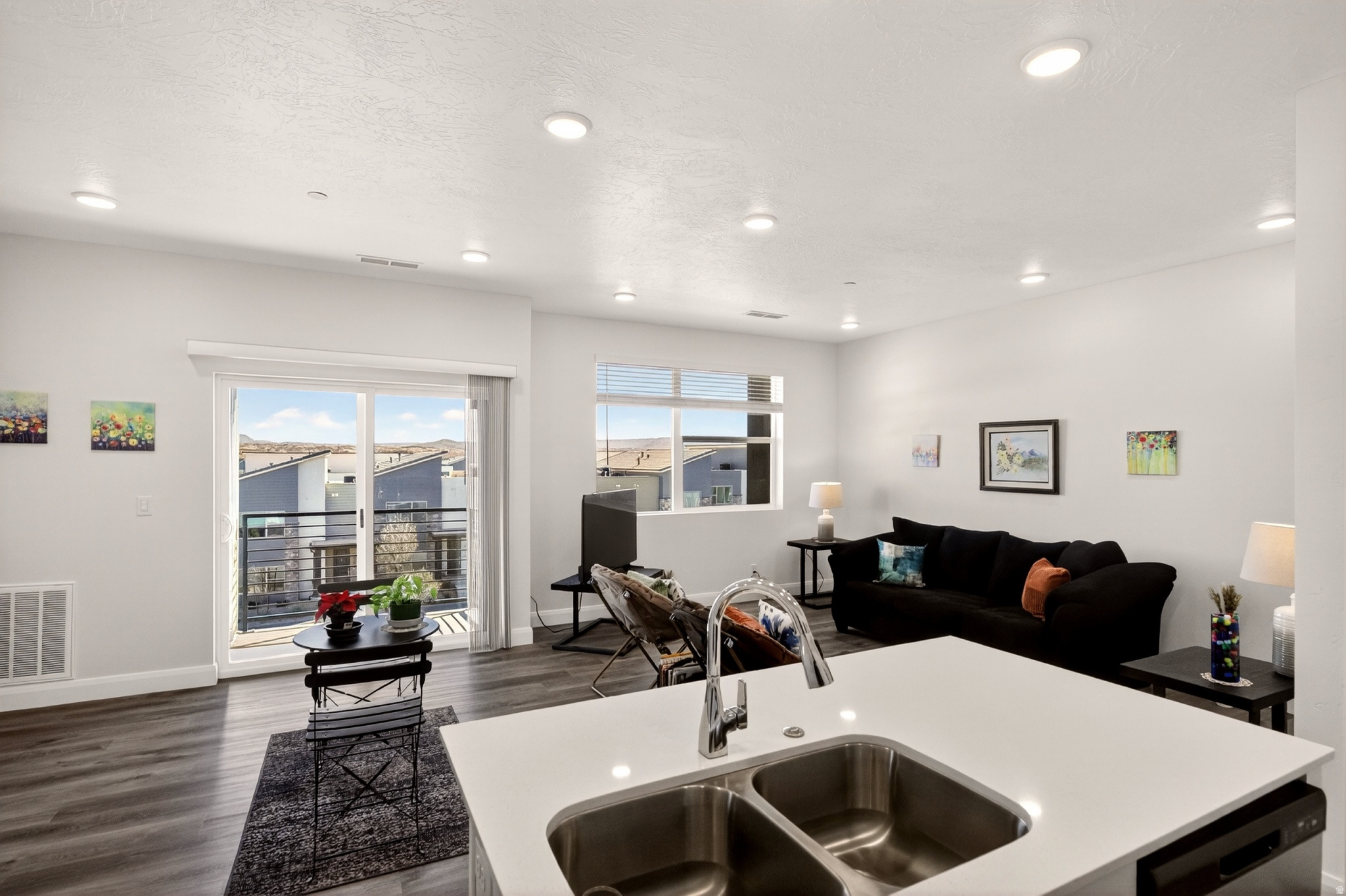 AUBURN HILLS 18C CONDOMINIUMS - Residential