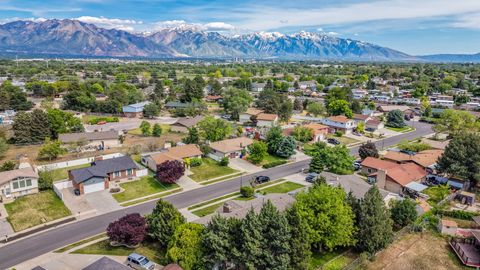 Tiny photo for 3946 S JESTER DR W, Salt Lake City, UT 84123 (MLS # 2159990)