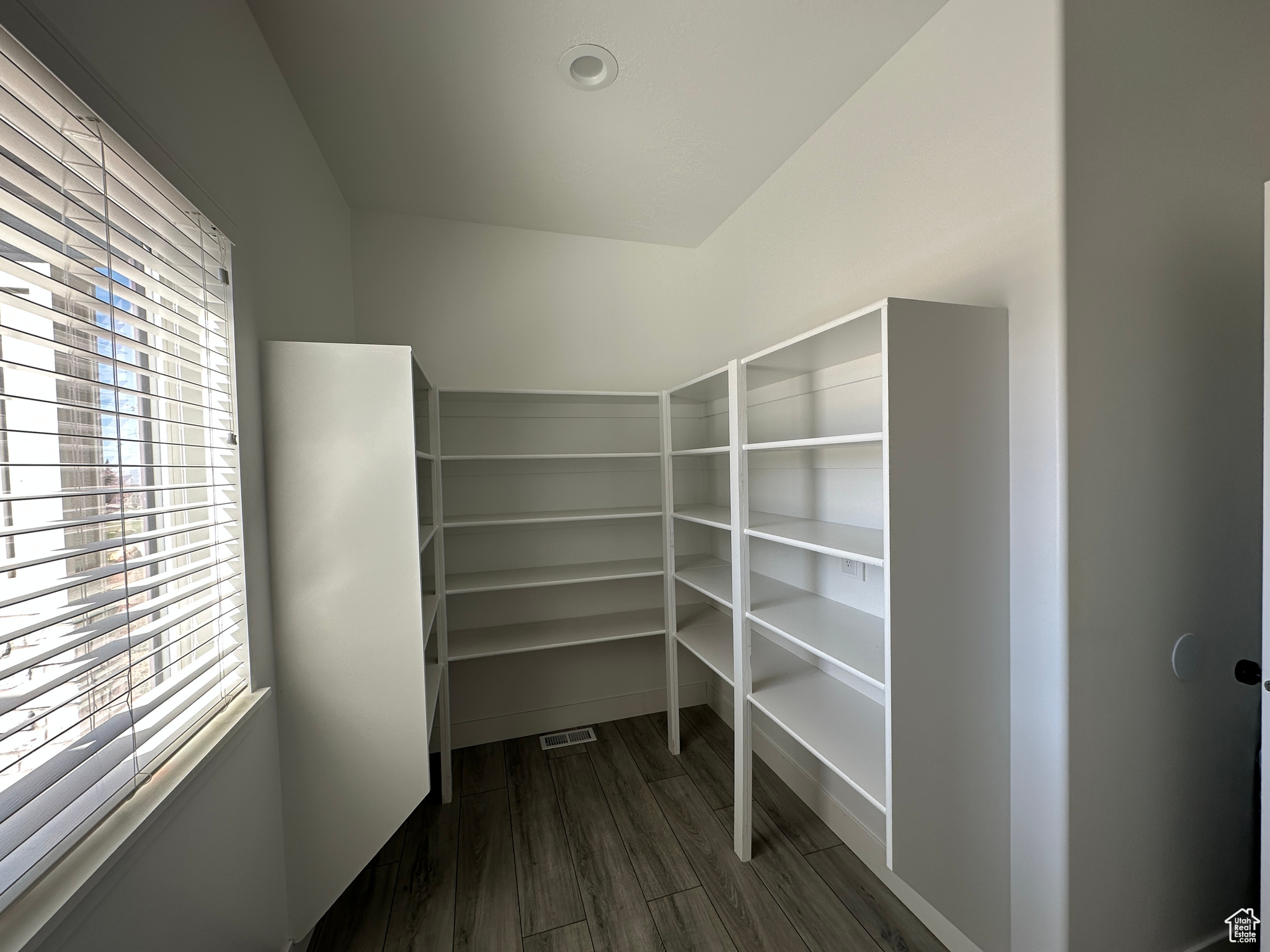 SKYLINE MOUNTAIN RES - Residential
