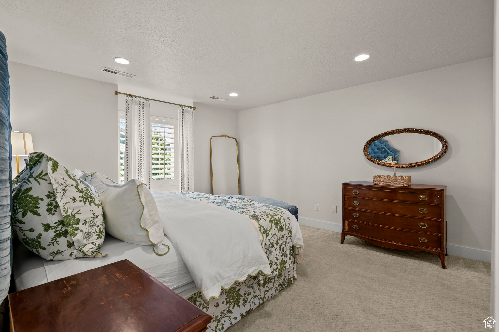 RIDGE - Residential