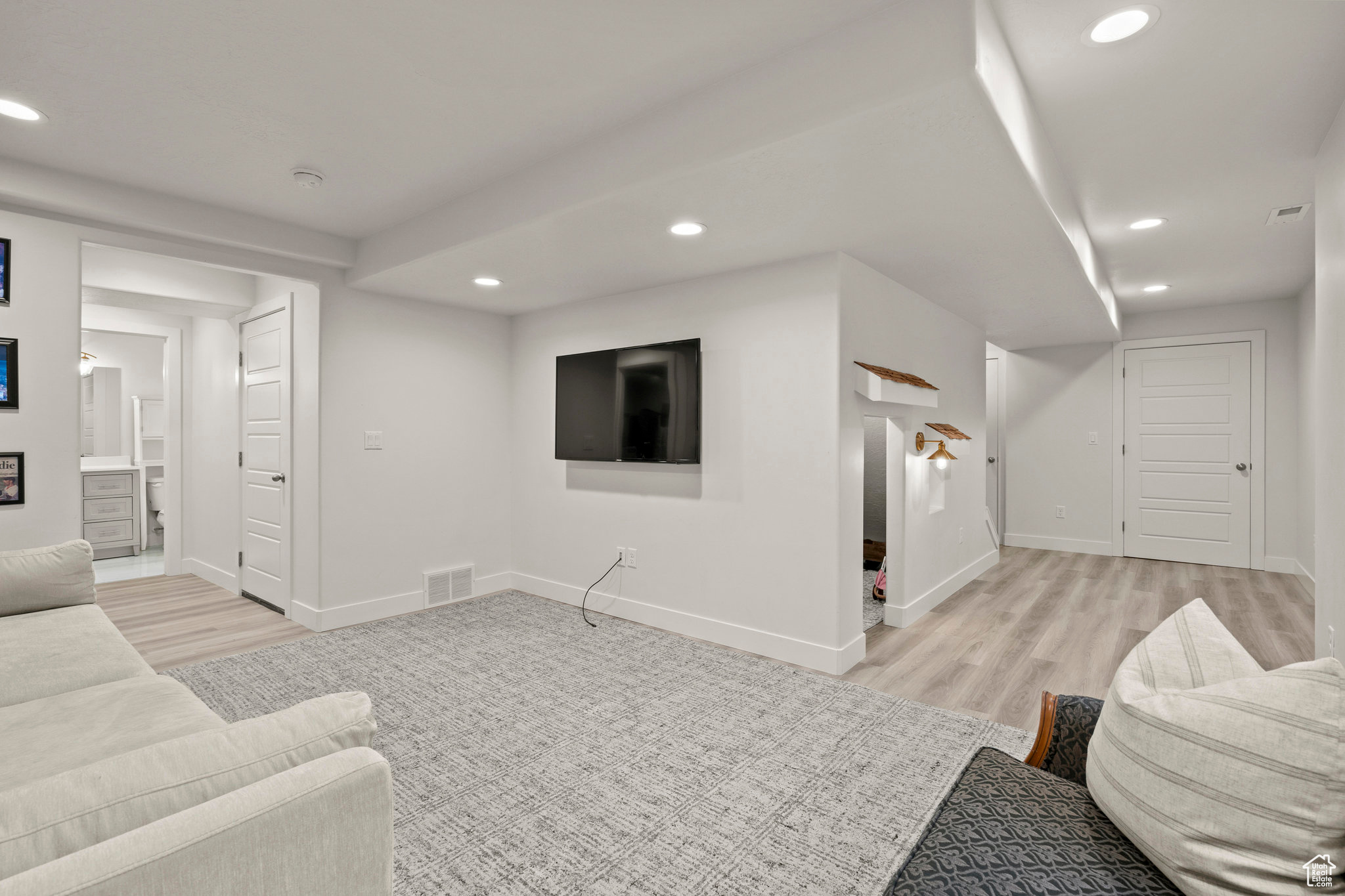 RIDGE - Residential