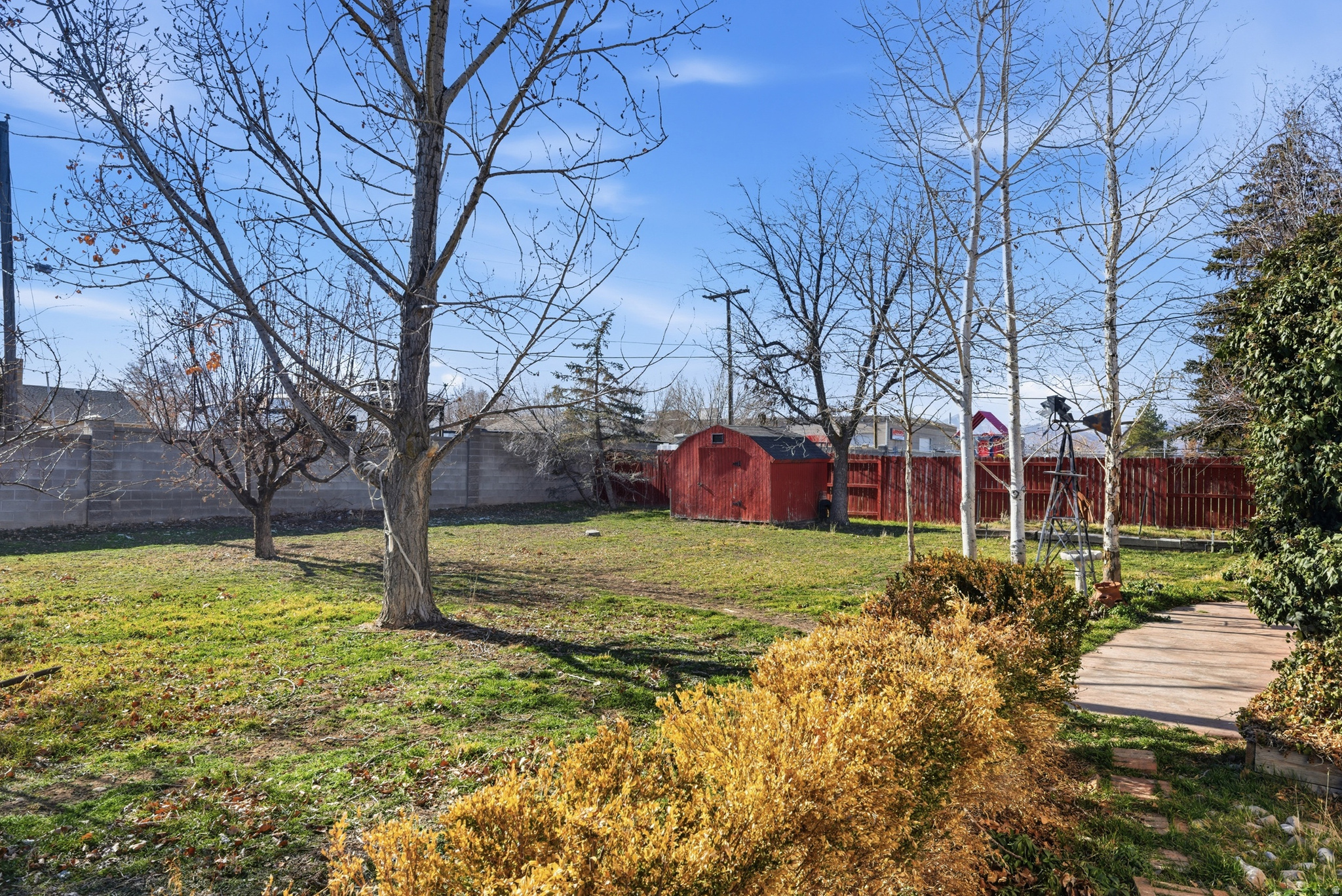 LYNWOOD SUB PLAT A - Residential