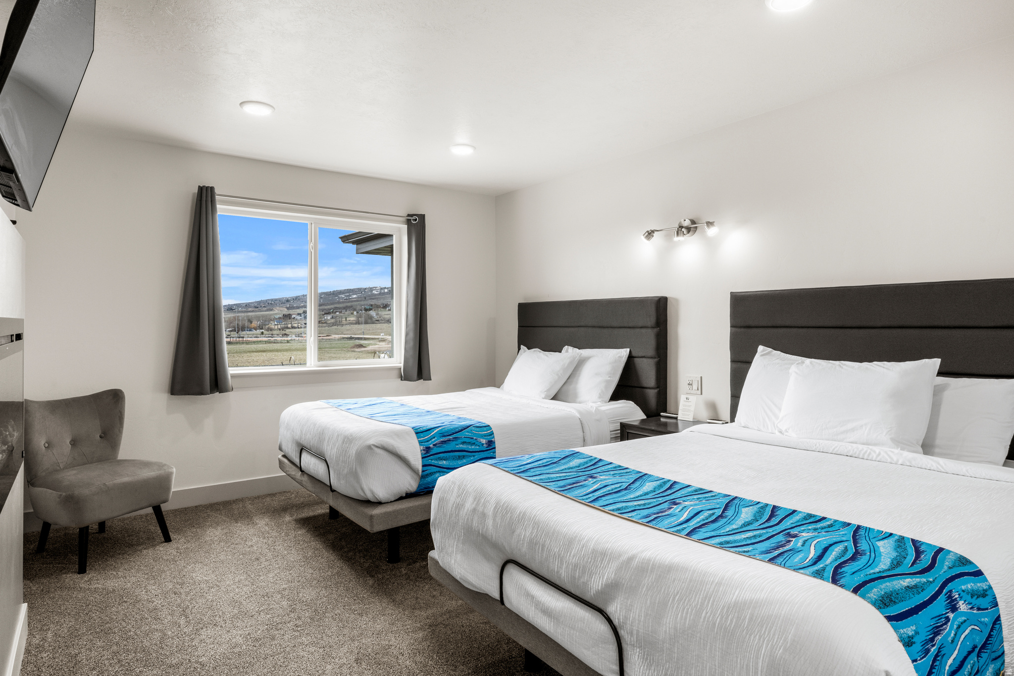 WATERDANCE - Residential