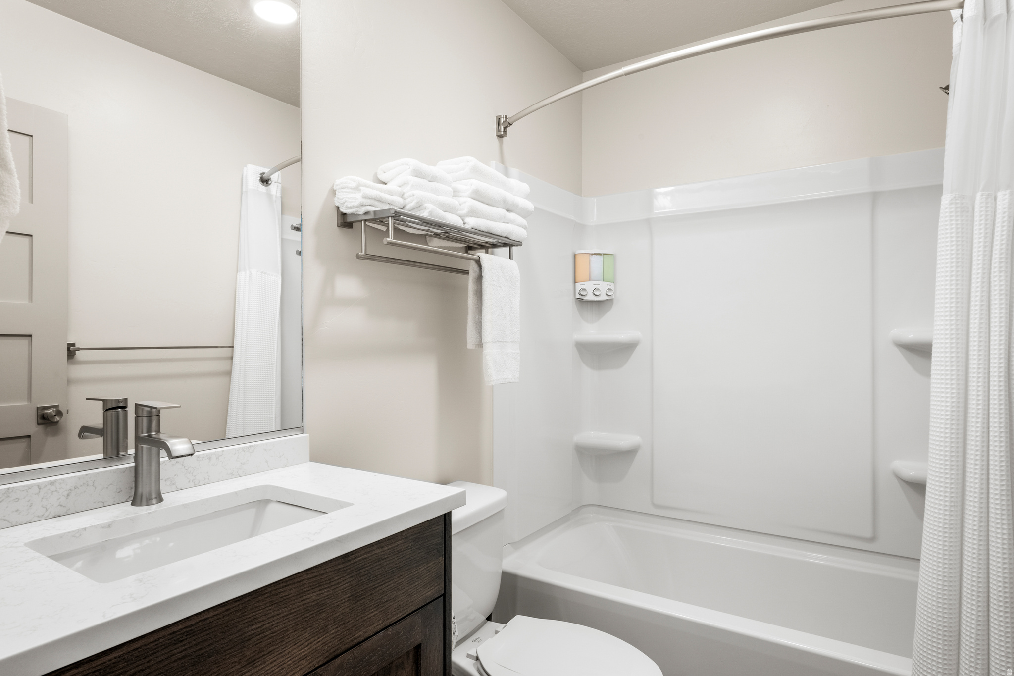 WATERDANCE - Residential