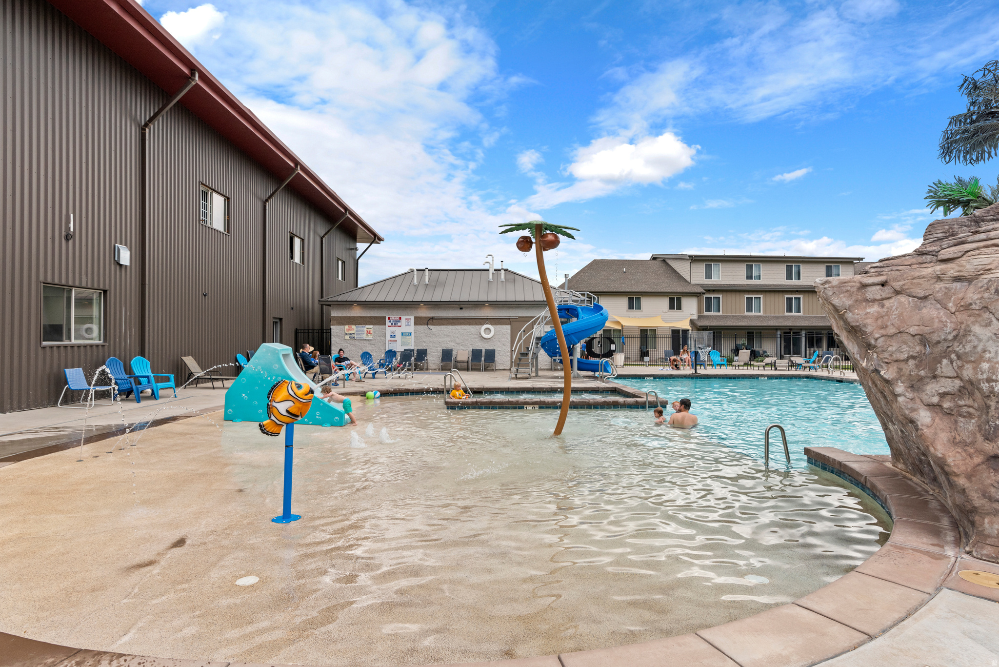 WATERDANCE - Residential