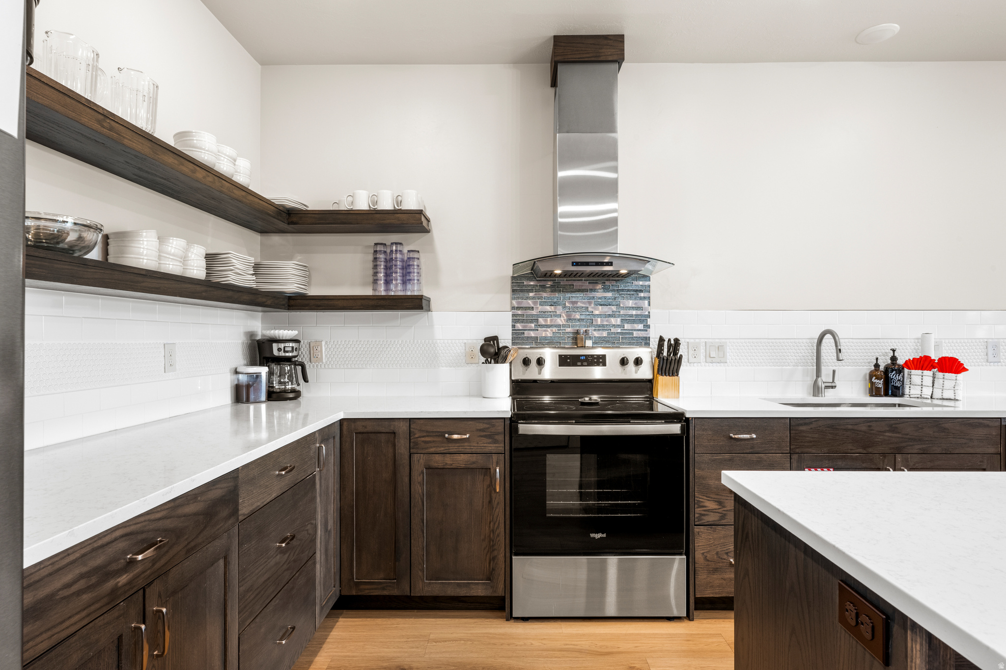 WATERDANCE - Residential