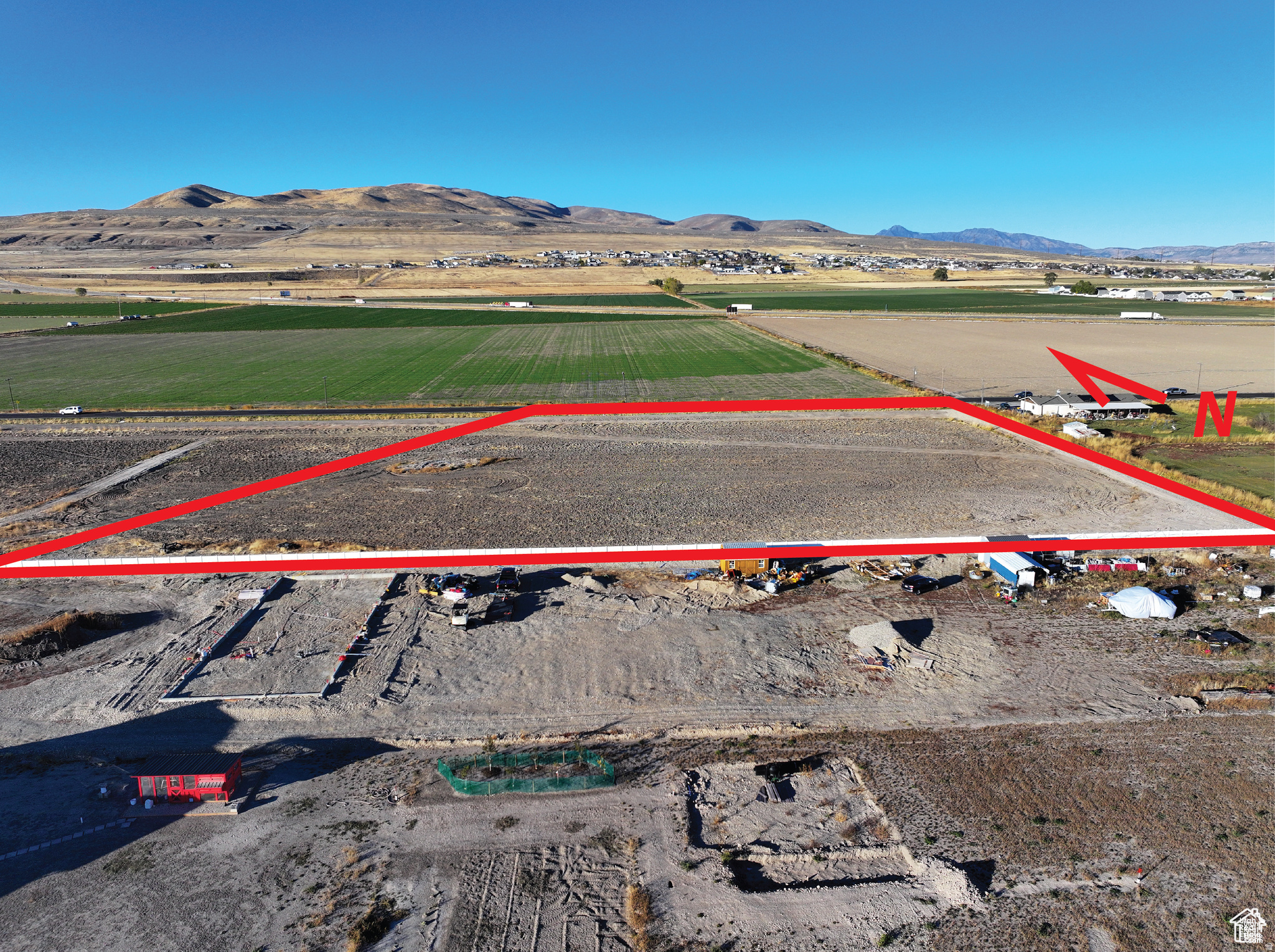 BECKAMS EDGE PHASE 2 - Land