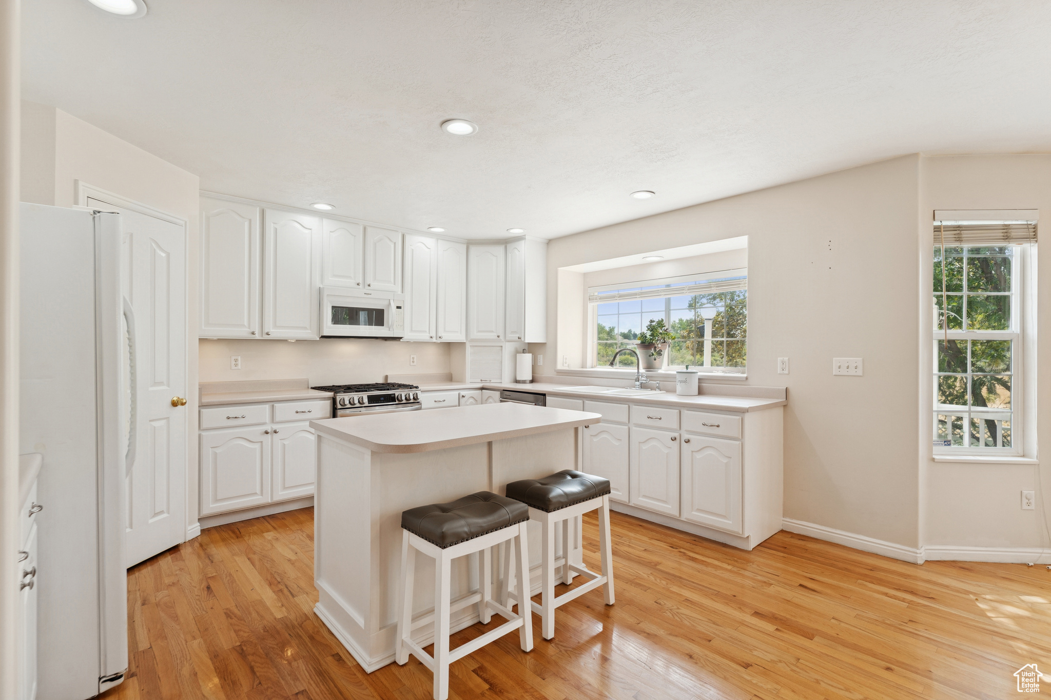 TAYLORS COVE PH 1 - Residential