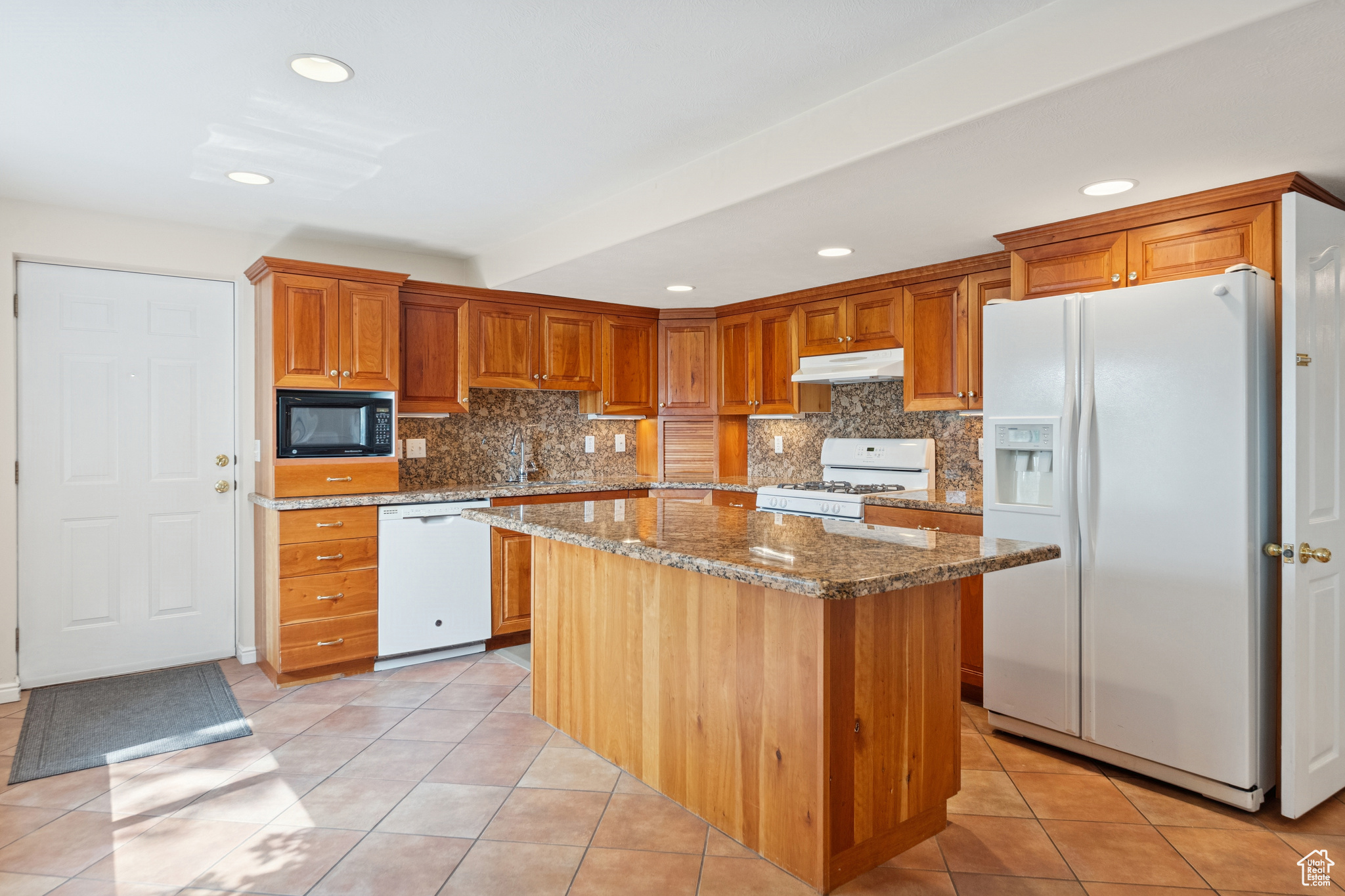 TAYLORS COVE PH 1 - Residential