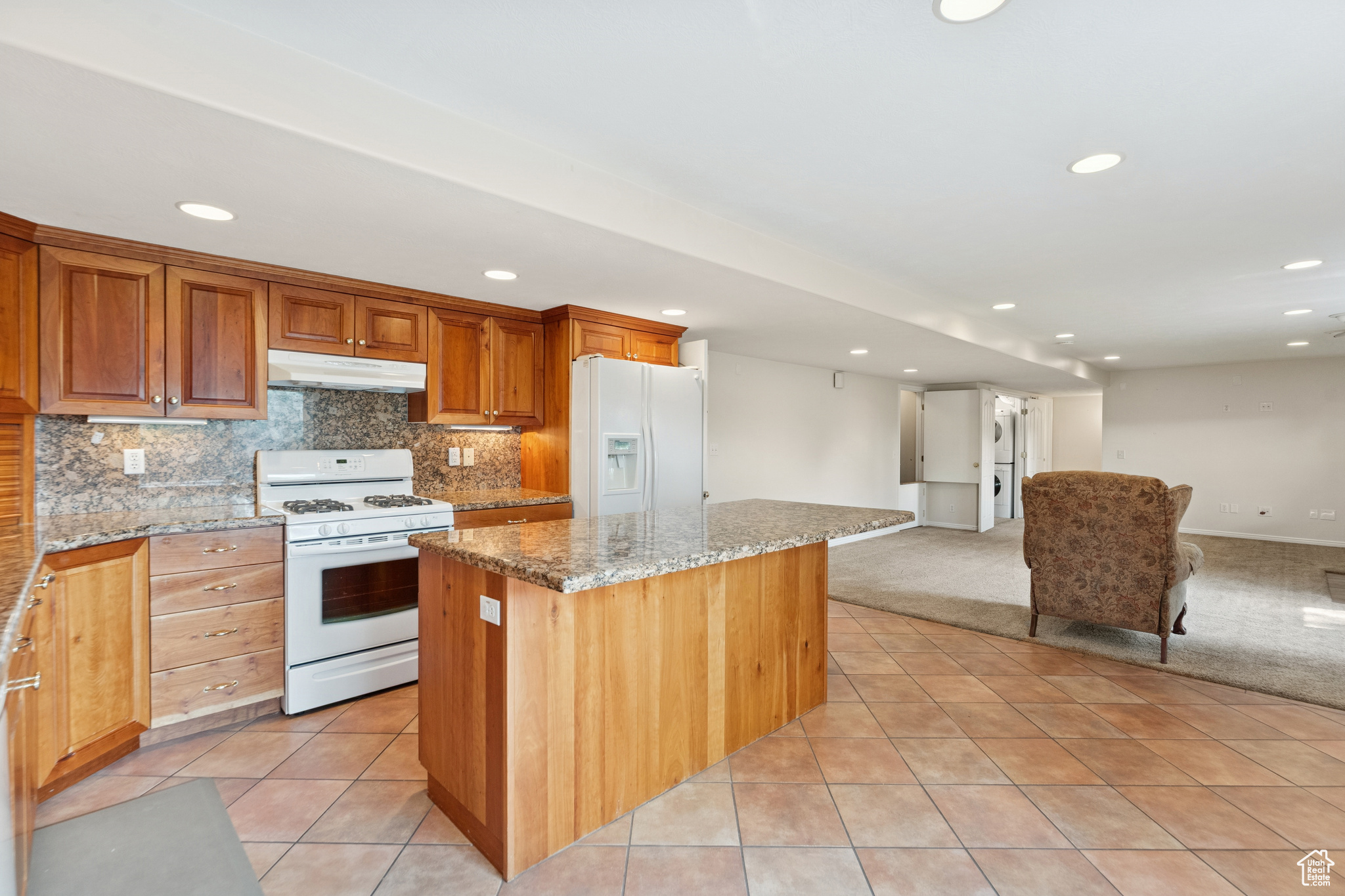 TAYLORS COVE PH 1 - Residential