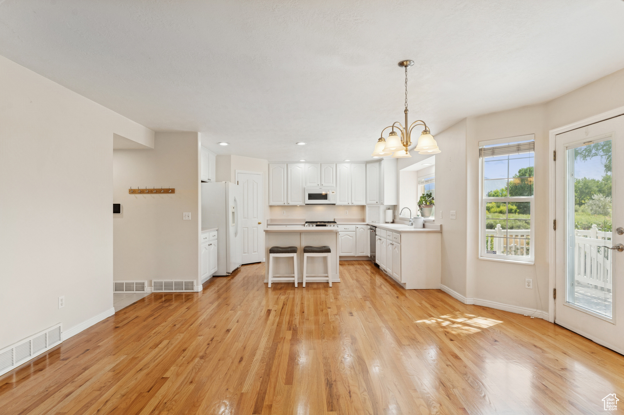TAYLORS COVE PH 1 - Residential