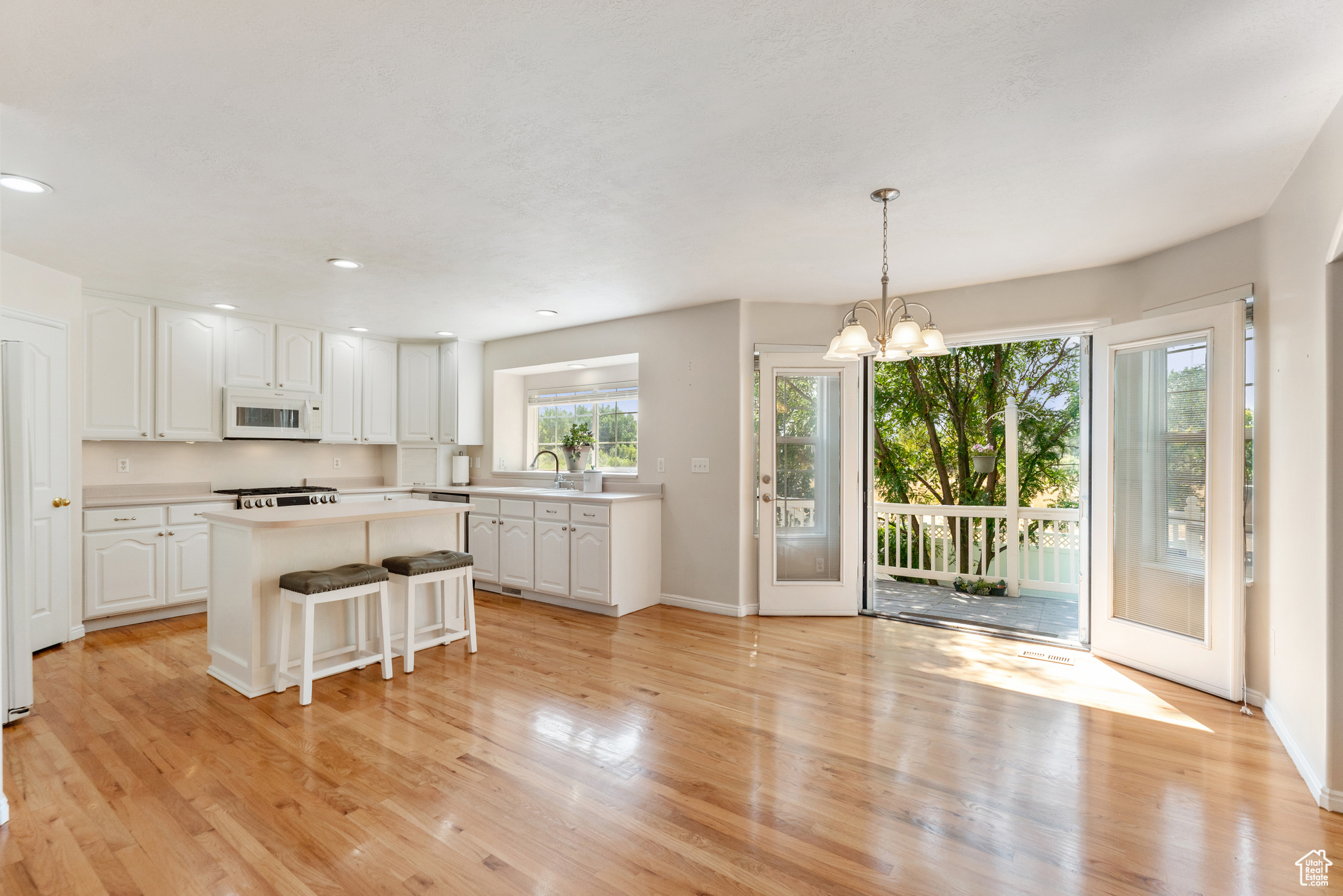 TAYLORS COVE PH 1 - Residential
