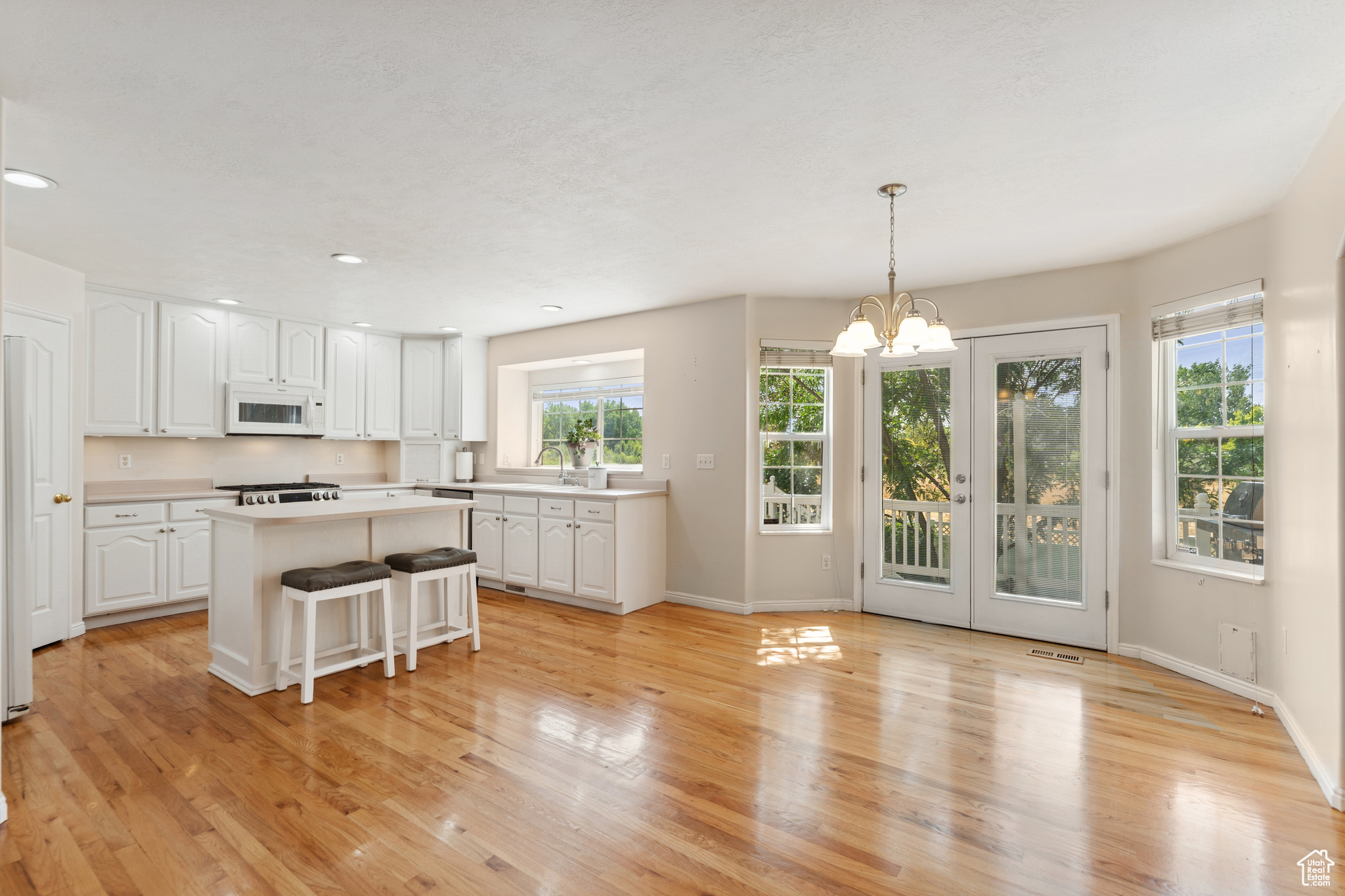 TAYLORS COVE PH 1 - Residential