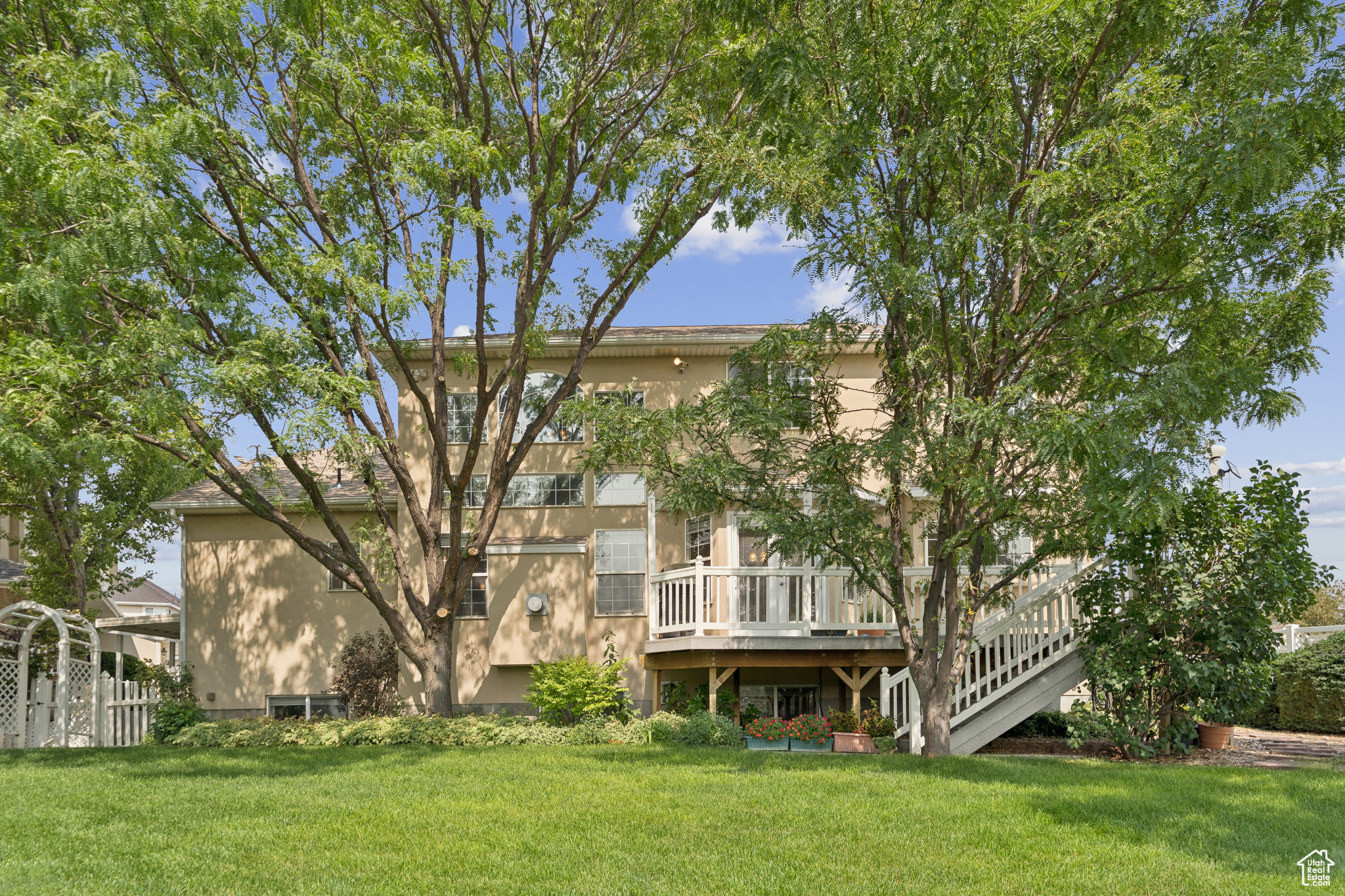 TAYLORS COVE PH 1 - Residential
