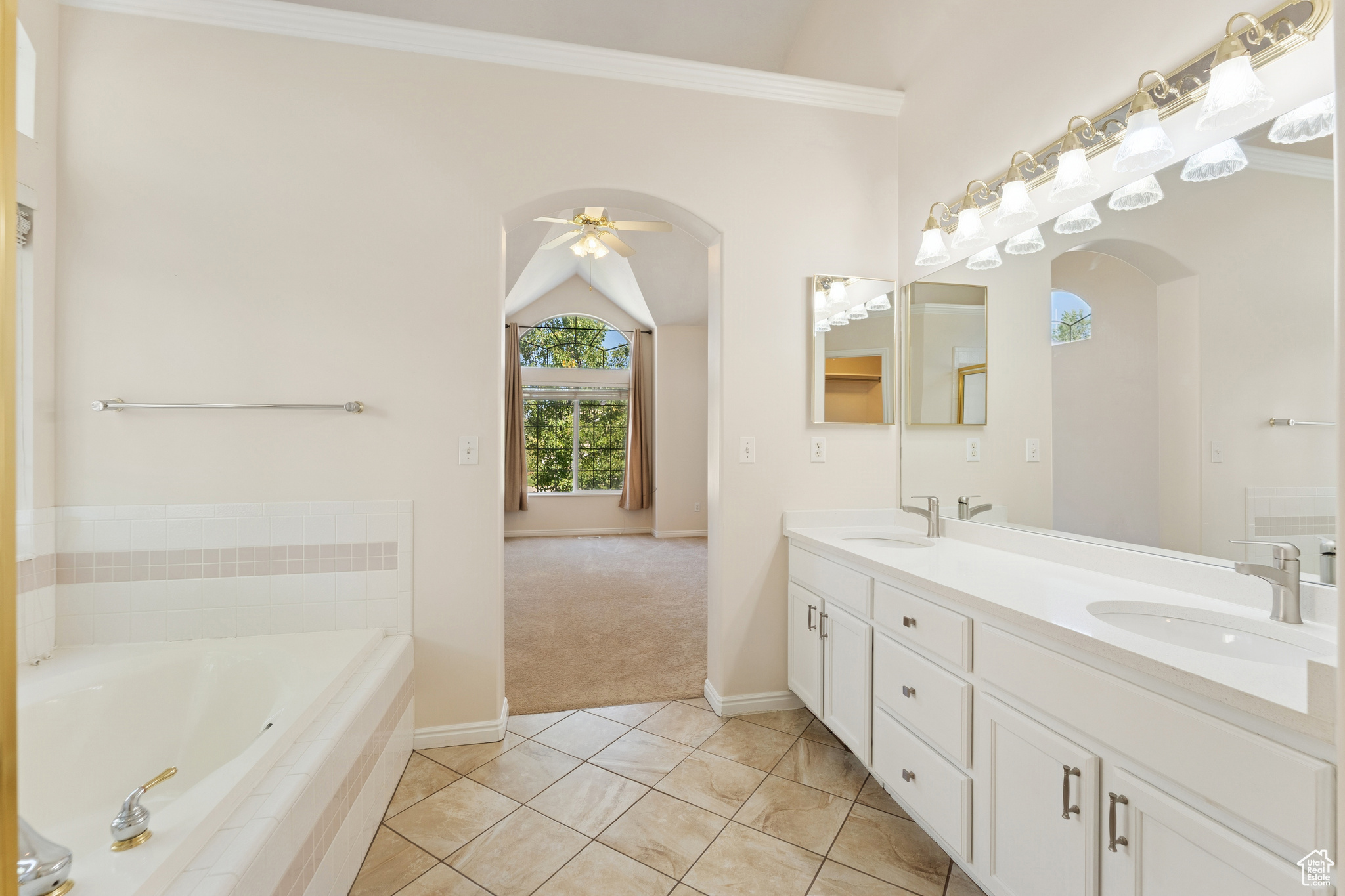 TAYLORS COVE PH 1 - Residential